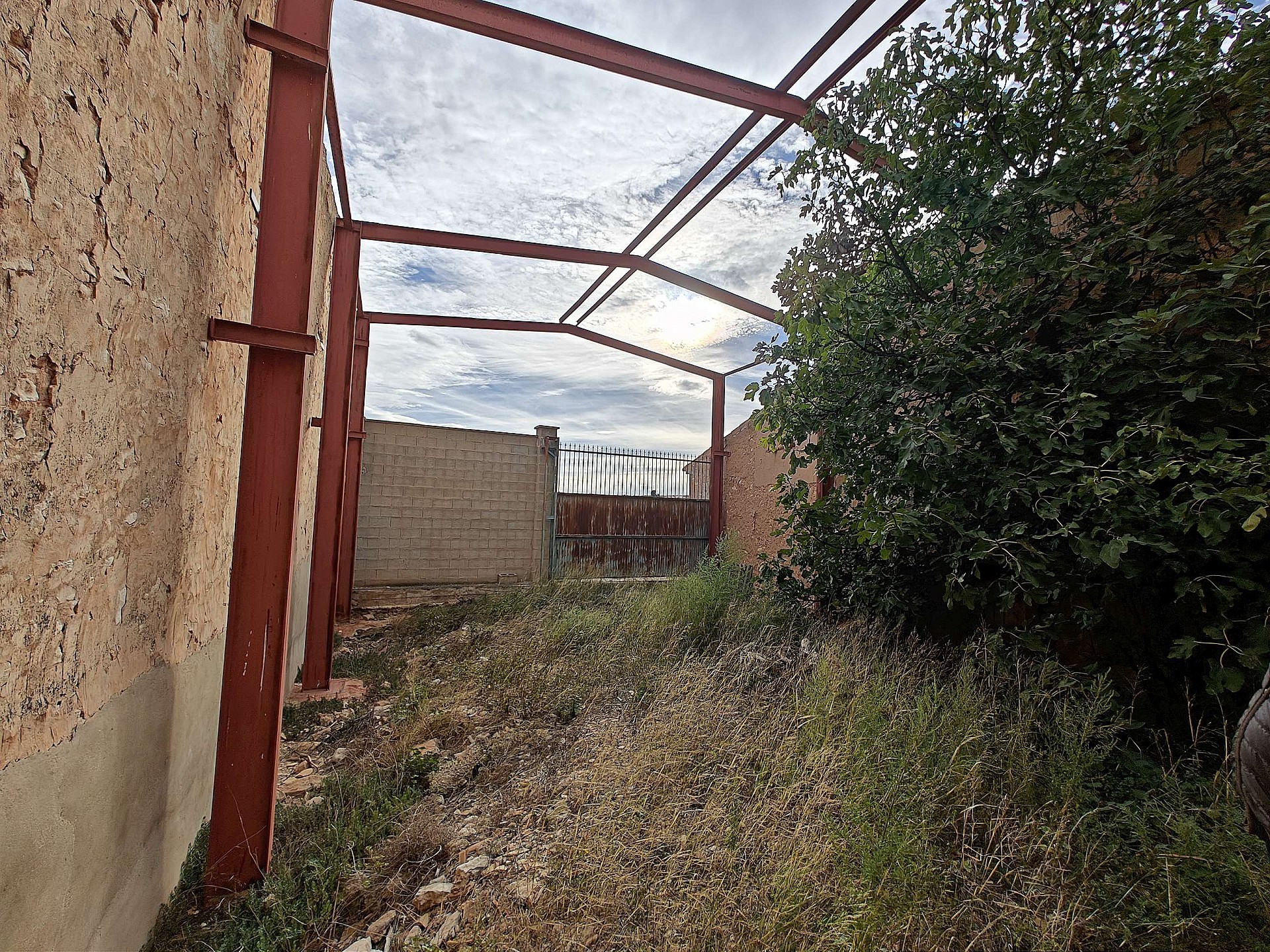 Resale - 6 Bedroom Country house in Pinoso - - Alicante Resale - 6 Bedroom Country house in Pinoso - - Alicante