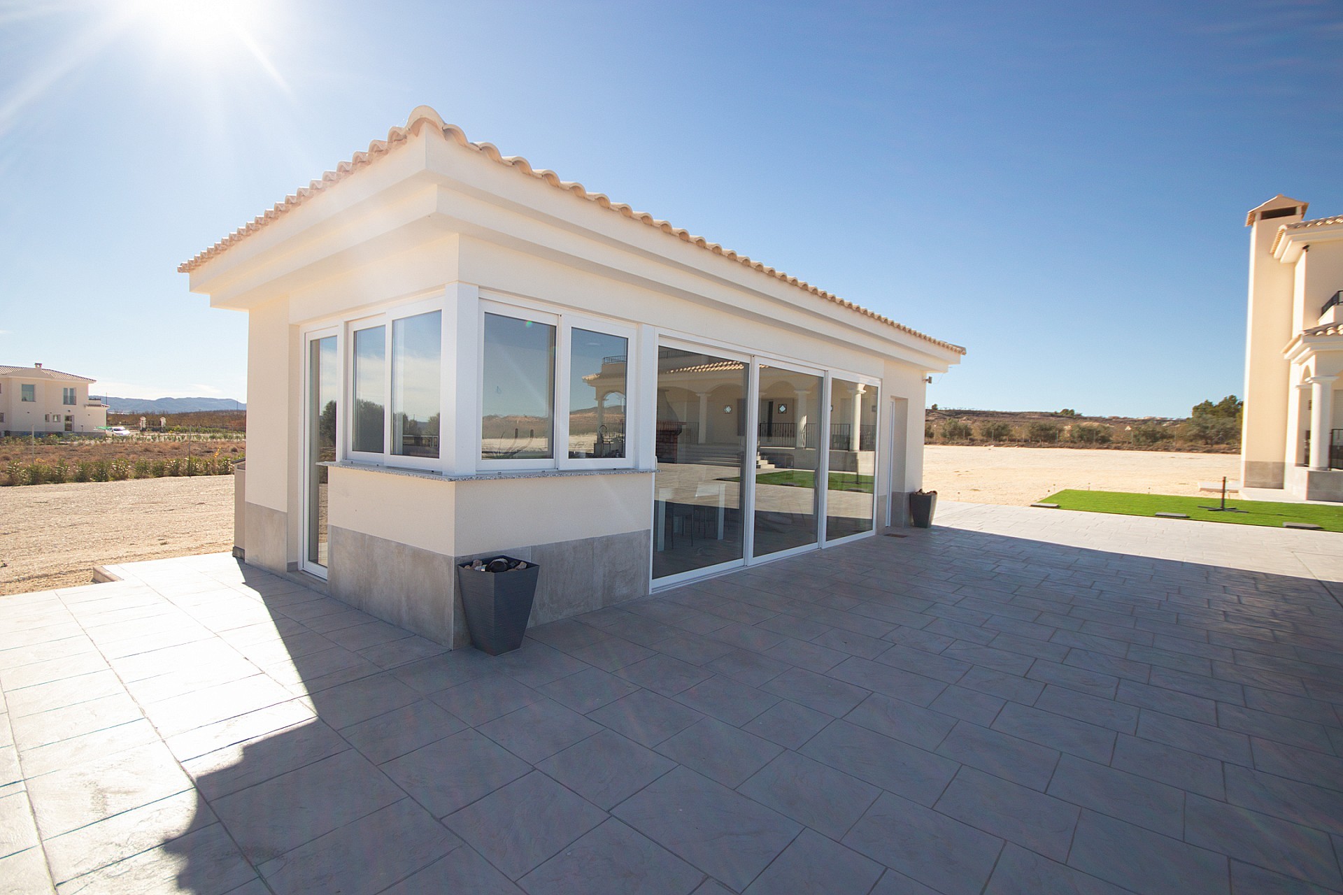 Resale - 4 Bedroom 3 Bathroom Villa in Pinoso - - Alicante Resale - 4 Bedroom 3 Bathroom Villa in Pinoso - - Alicante