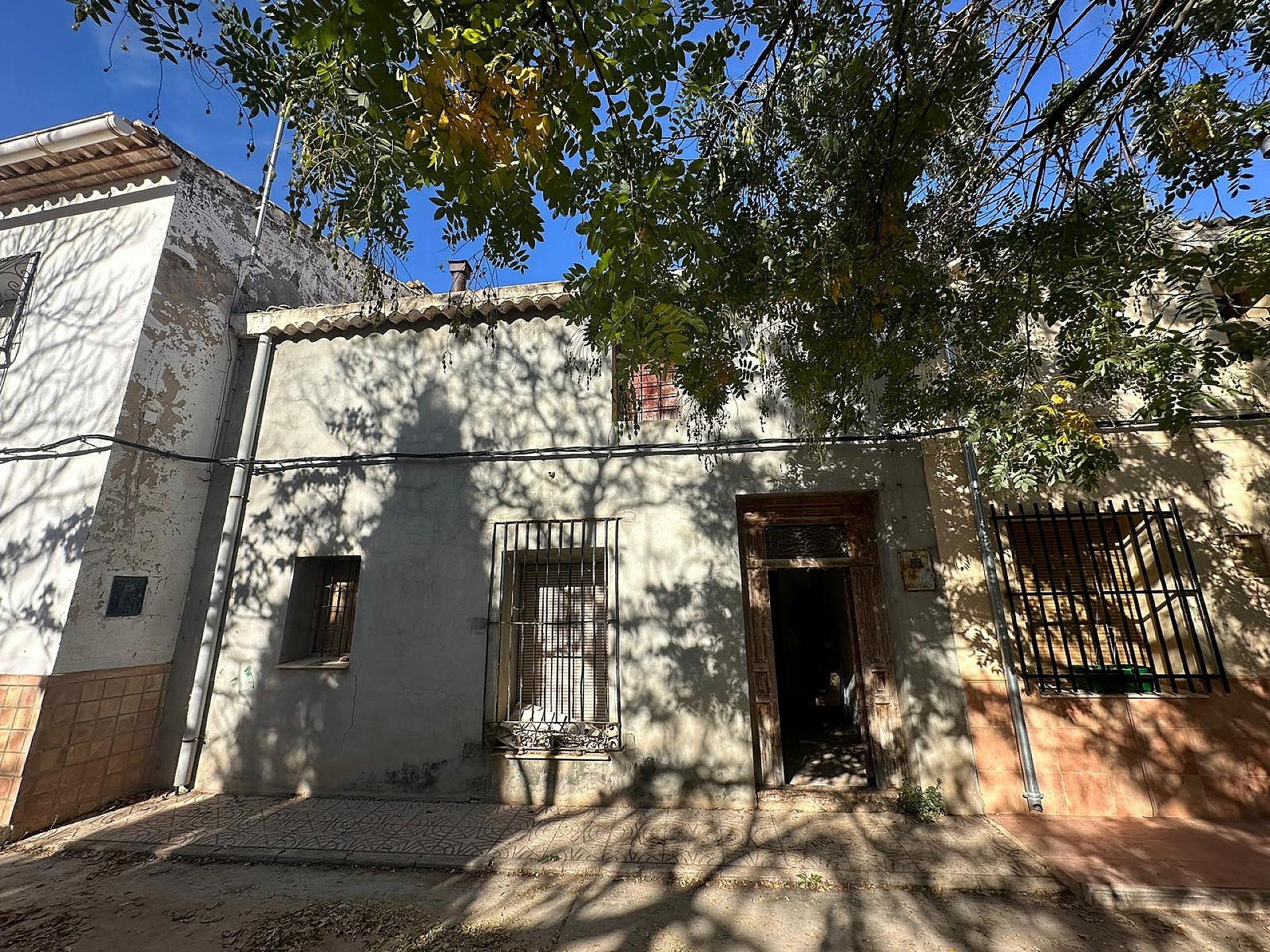 Resale - 6 Bedroom 2 Bathroom Country house in Yecla - - Murcia Resale - 6 Bedroom 2 Bathroom Country house in Yecla - - Murcia