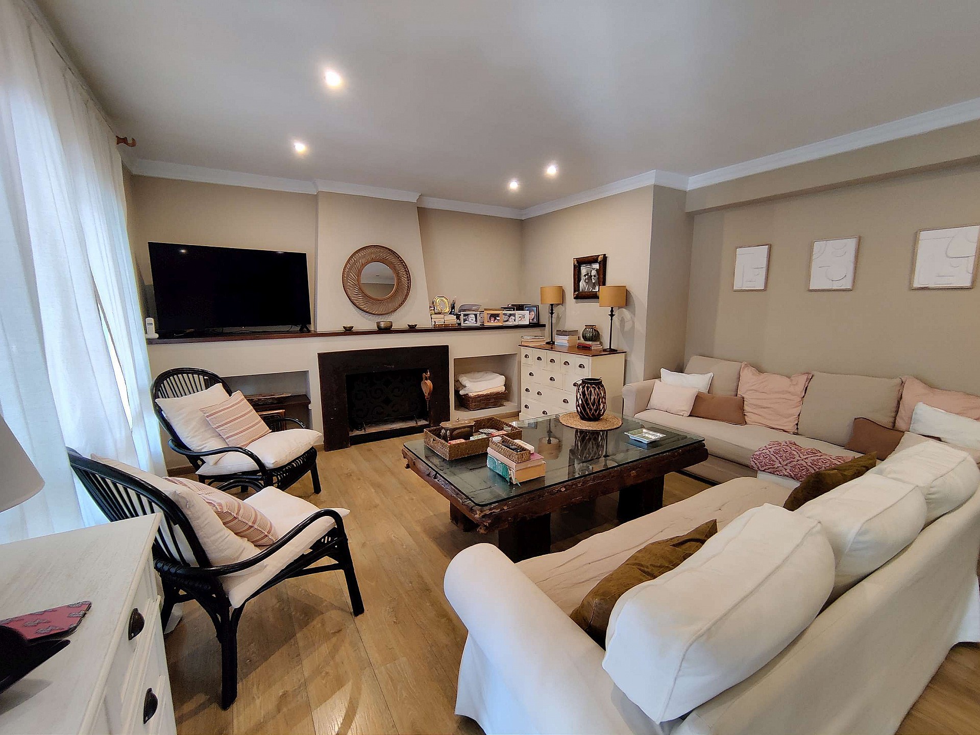 Resale - 3 Bedroom 2 Bathroom Villa in Monovar - - Alicante Resale - 3 Bedroom 2 Bathroom Villa in Monovar - - Alicante