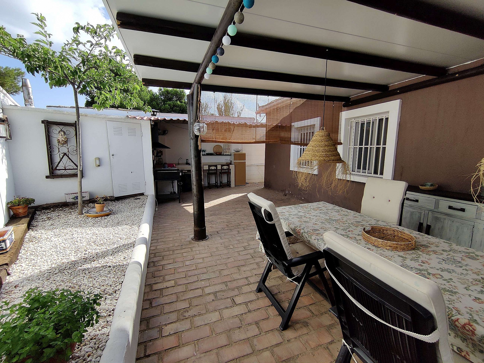 Resale - 3 Bedroom 2 Bathroom Villa in Monovar - - Alicante Resale - 3 Bedroom 2 Bathroom Villa in Monovar - - Alicante