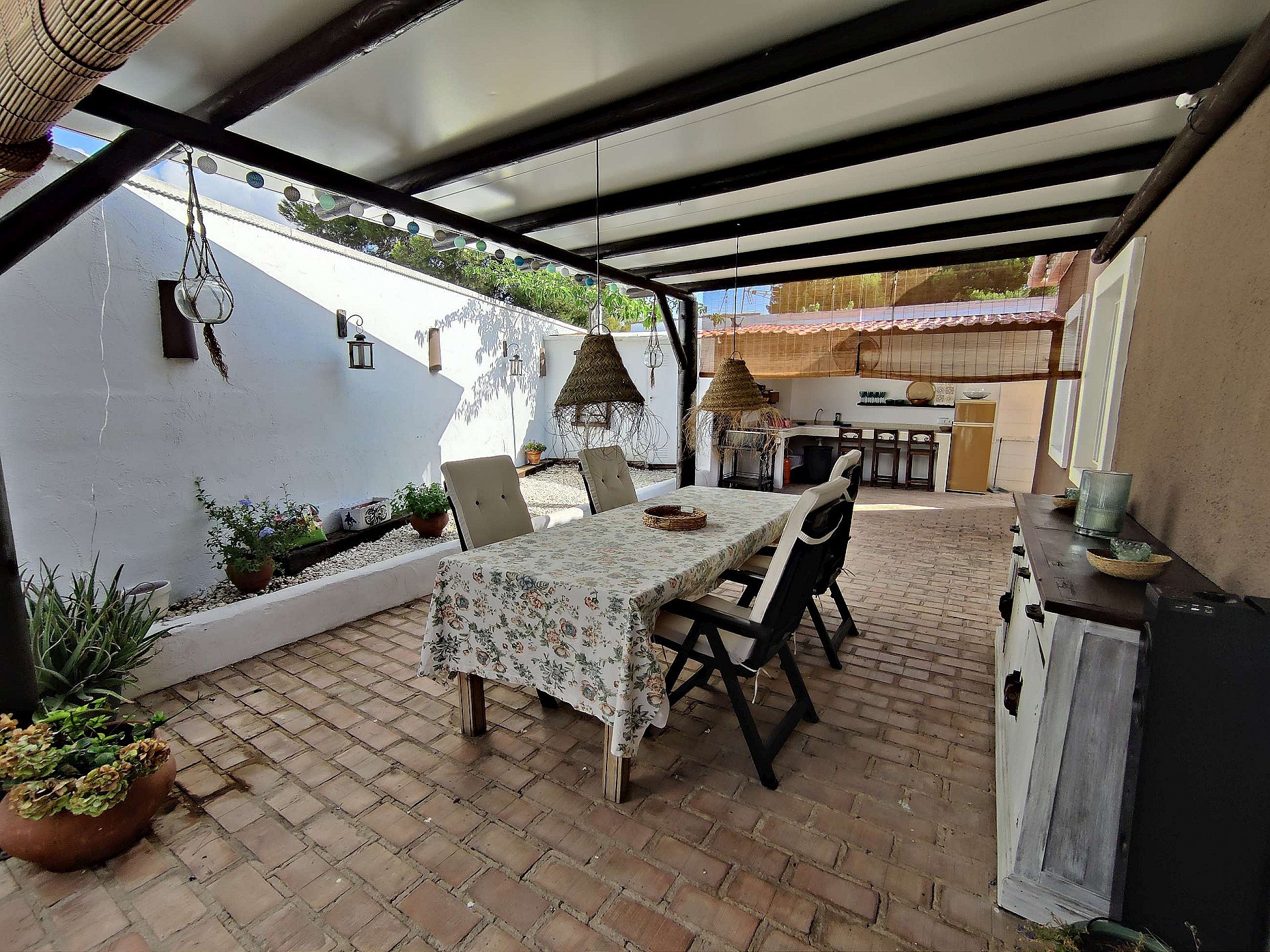 Resale - 3 Bedroom 2 Bathroom Villa in Monovar - - Alicante Resale - 3 Bedroom 2 Bathroom Villa in Monovar - - Alicante
