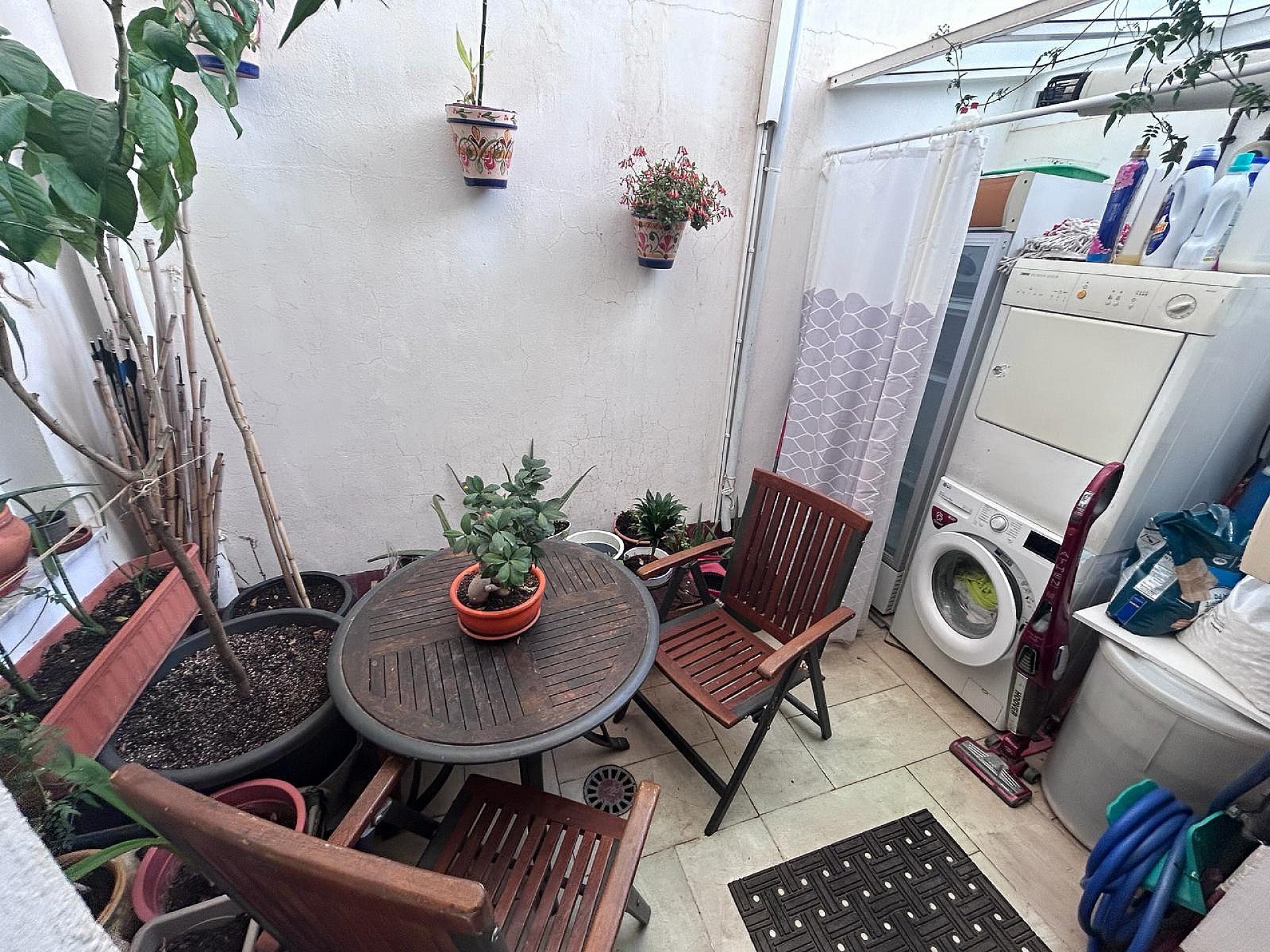 Resale - 4 Bedroom 3 Bathroom Semi-detached in Monovar - - Alicante Resale - 4 Bedroom 3 Bathroom Semi-detached in Monovar - - Alicante