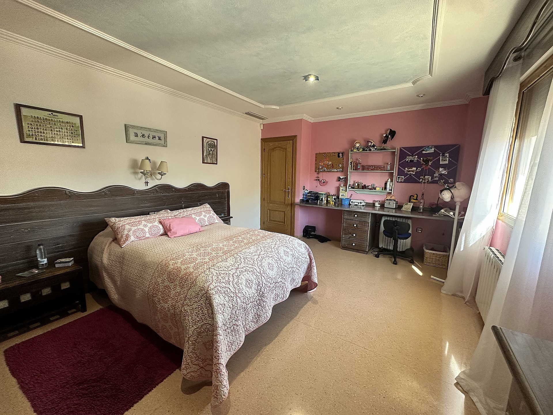 Resale - 7 Bedroom 6 Bathroom Villa in Petrer - - Alicante Resale - 7 Bedroom 6 Bathroom Villa in Petrer - - Alicante