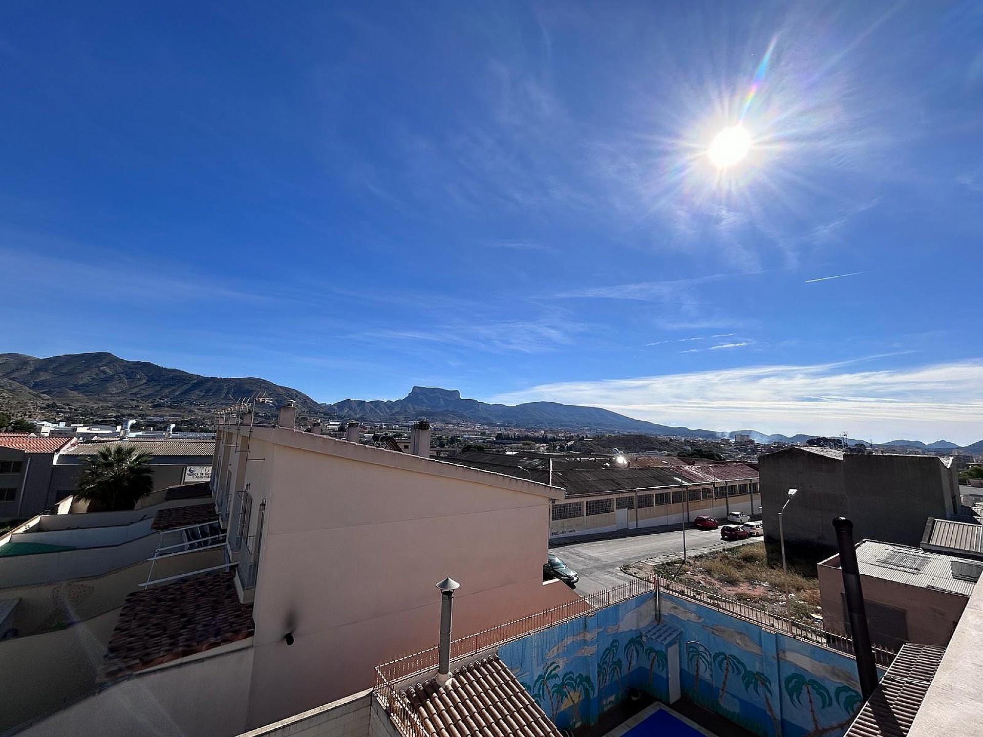 Resale - 7 Bedroom 6 Bathroom Villa in Petrer - - Alicante Resale - 7 Bedroom 6 Bathroom Villa in Petrer - - Alicante