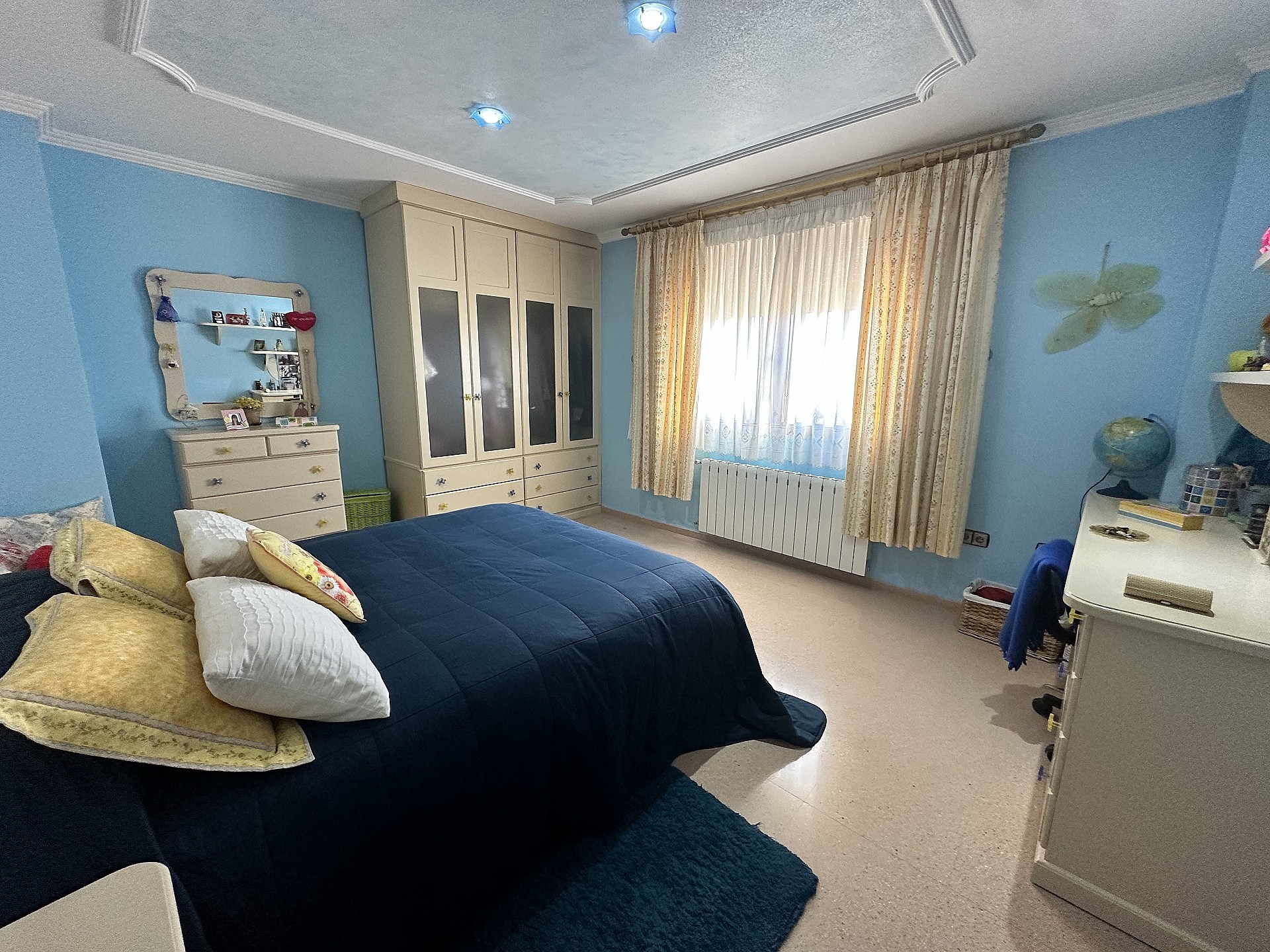 Resale - 7 Bedroom 6 Bathroom Villa in Petrer - - Alicante Resale - 7 Bedroom 6 Bathroom Villa in Petrer - - Alicante