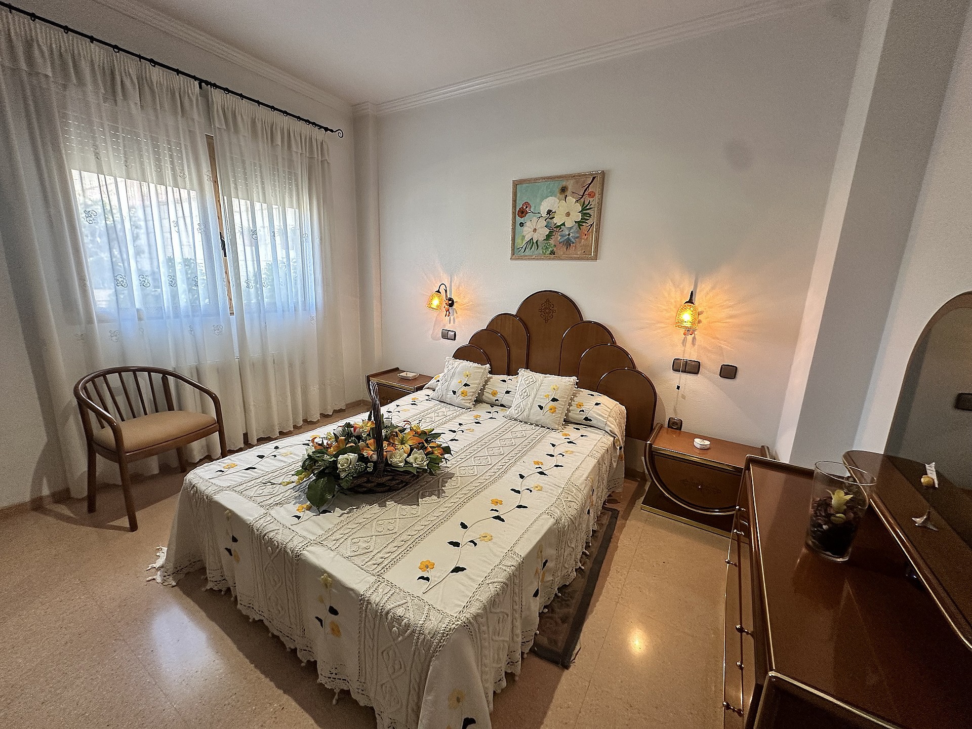 Resale - 7 Bedroom 6 Bathroom Villa in Petrer - - Alicante Resale - 7 Bedroom 6 Bathroom Villa in Petrer - - Alicante
