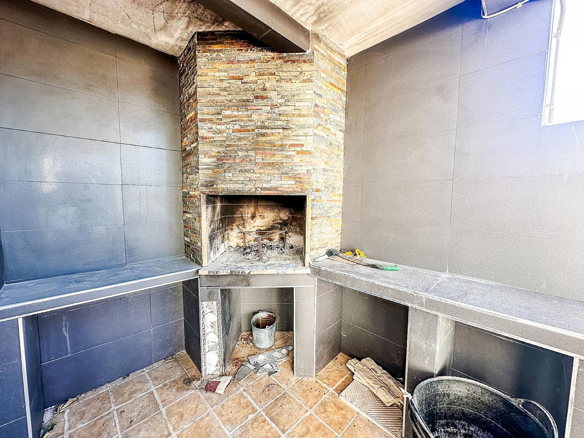 Resale - 4 Bedroom 2 Bathroom Villa in Fortuna - - Murcia Resale - 4 Bedroom 2 Bathroom Villa in Fortuna - - Murcia