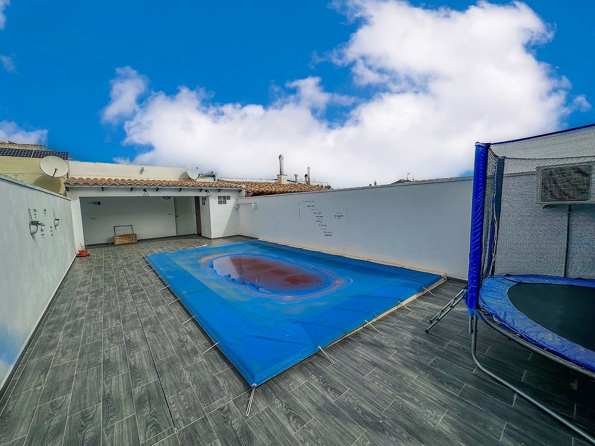 Resale - 4 Bedroom 3 Bathroom Semi-detached in Salinas - - Alicante Resale - 4 Bedroom 3 Bathroom Semi-detached in Salinas - - Alicante