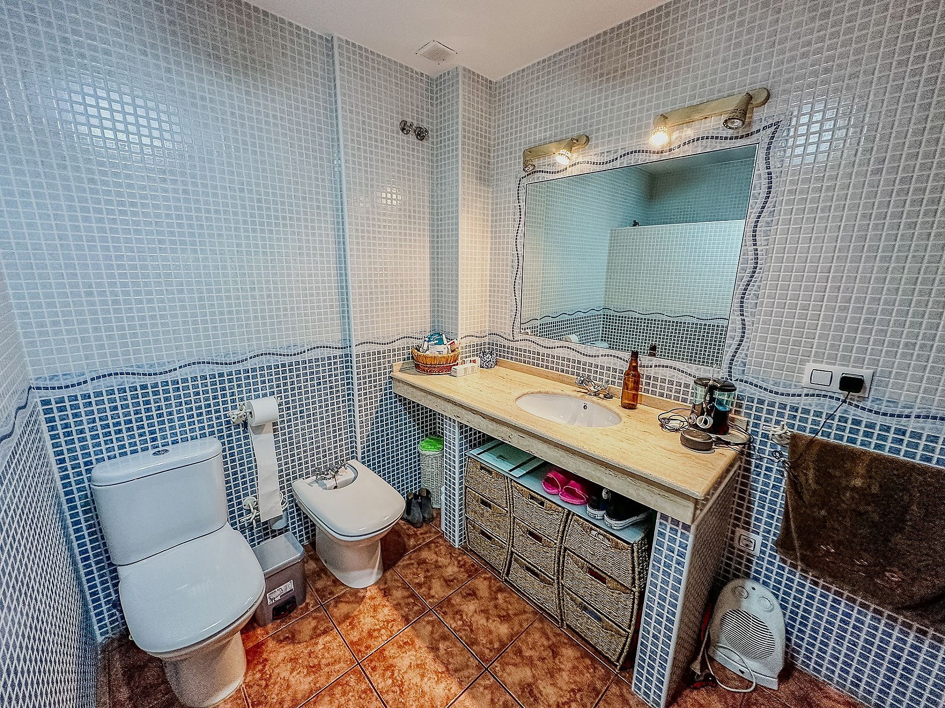 Resale - 4 Bedroom 3 Bathroom Semi-detached in Salinas - - Alicante Resale - 4 Bedroom 3 Bathroom Semi-detached in Salinas - - Alicante