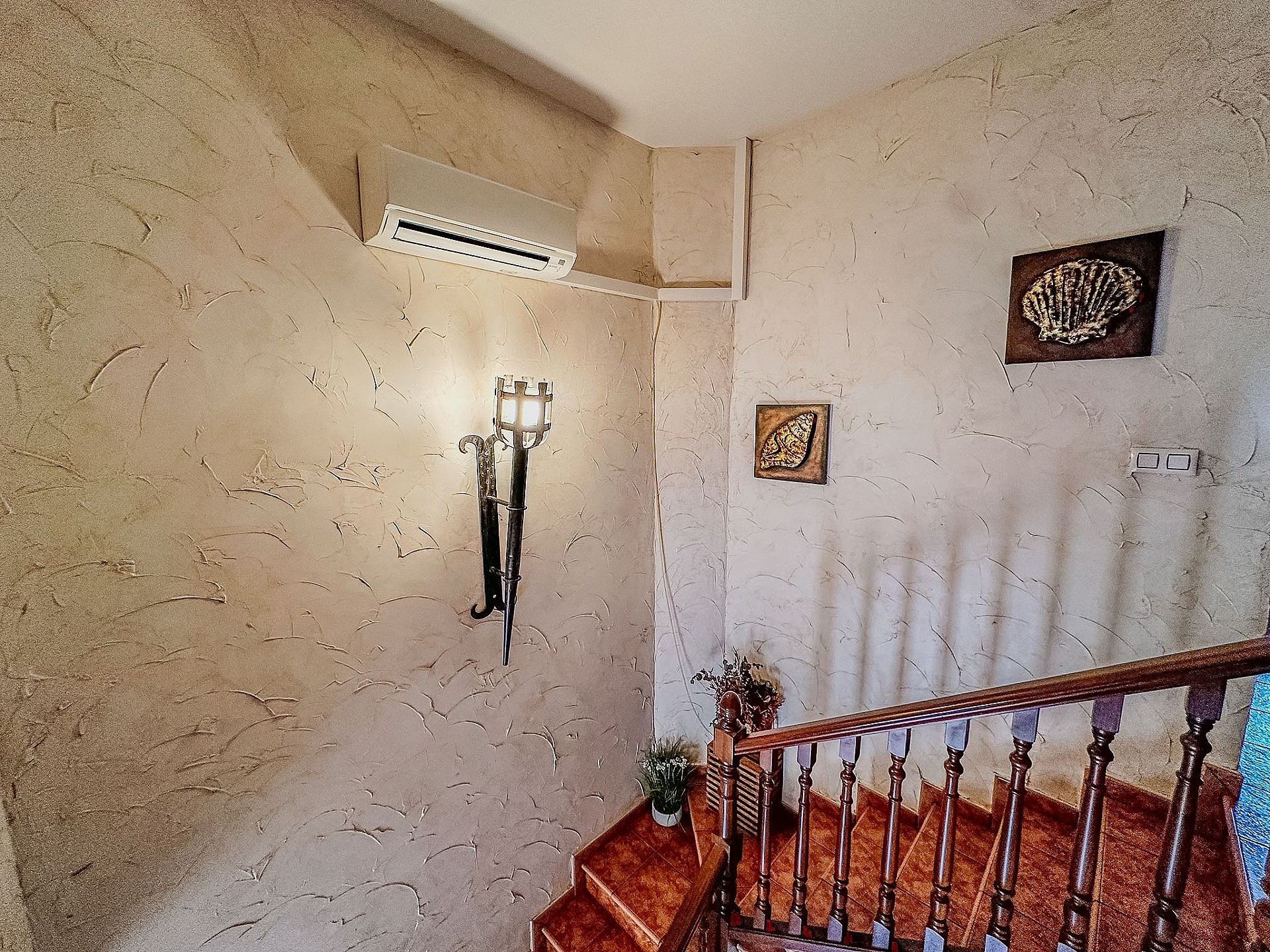 Resale - 4 Bedroom 3 Bathroom Semi-detached in Salinas - - Alicante Resale - 4 Bedroom 3 Bathroom Semi-detached in Salinas - - Alicante