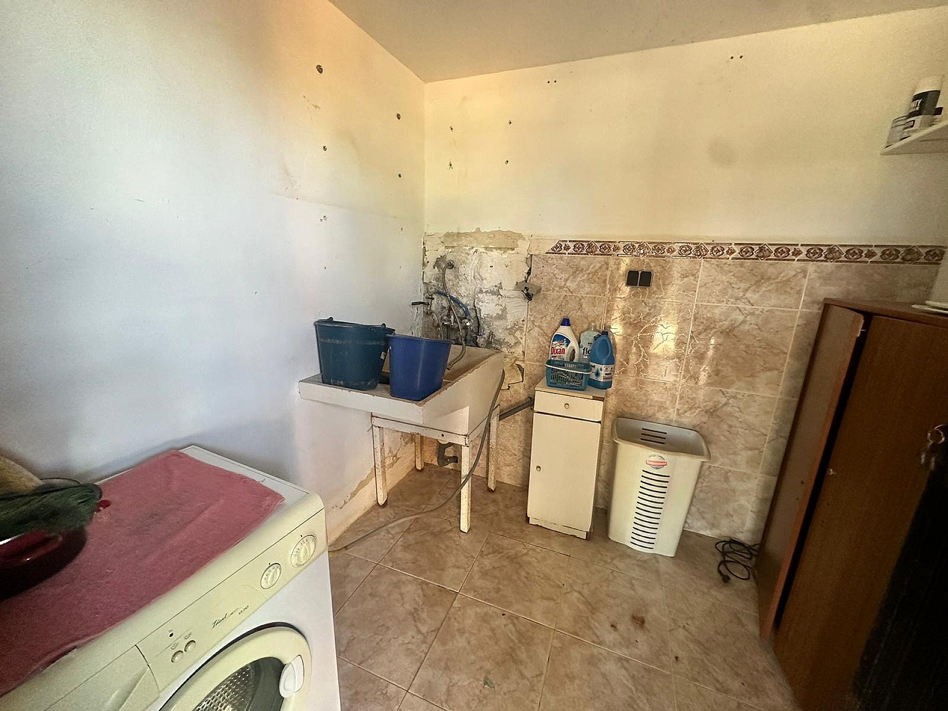 Resale - 3 Bedroom 1 Bathroom Country house in Jumilla - - Murcia Resale - 3 Bedroom 1 Bathroom Country house in Jumilla - - Murcia