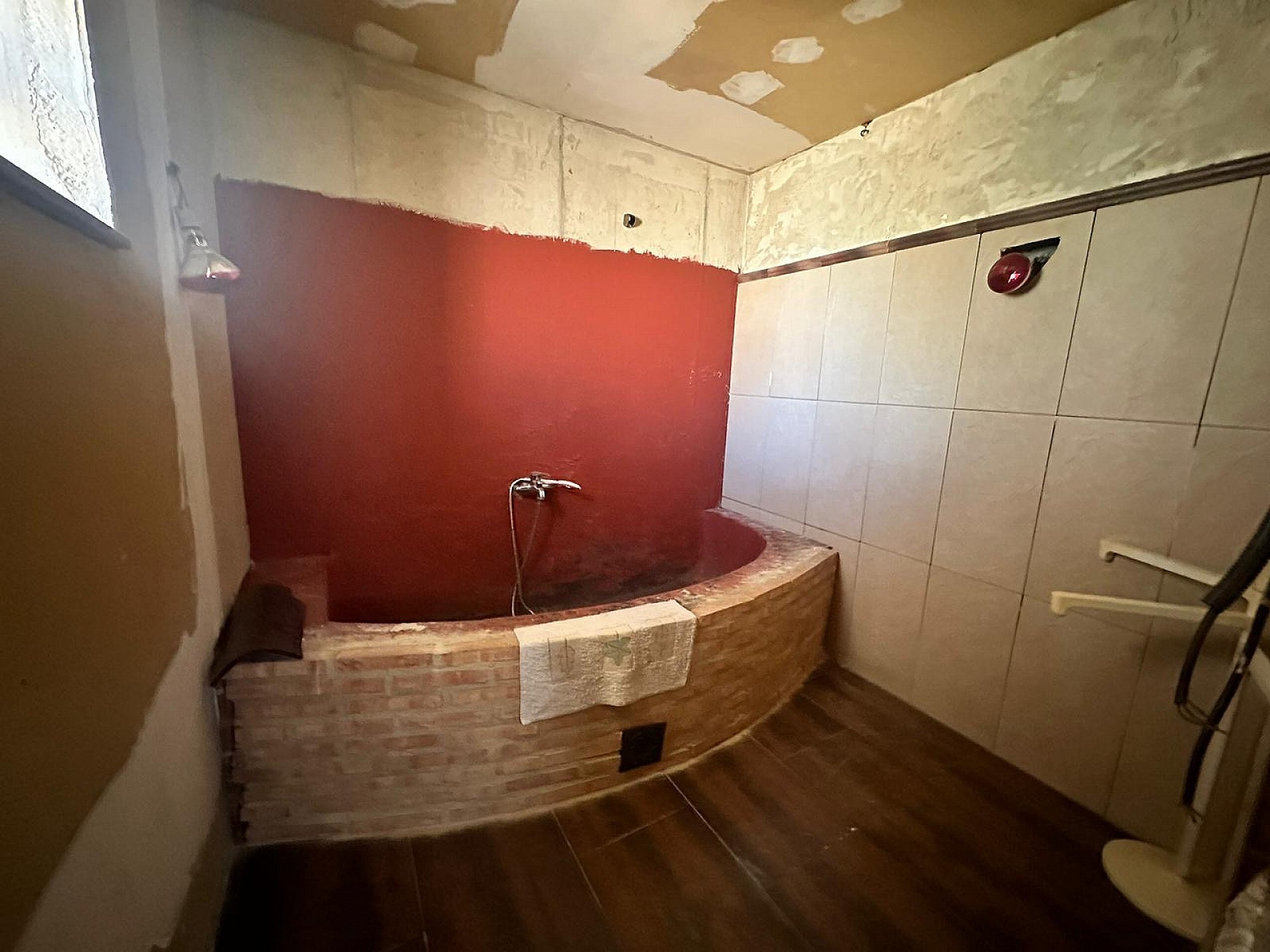Resale - 3 Bedroom 1 Bathroom Country house in Jumilla - - Murcia Resale - 3 Bedroom 1 Bathroom Country house in Jumilla - - Murcia