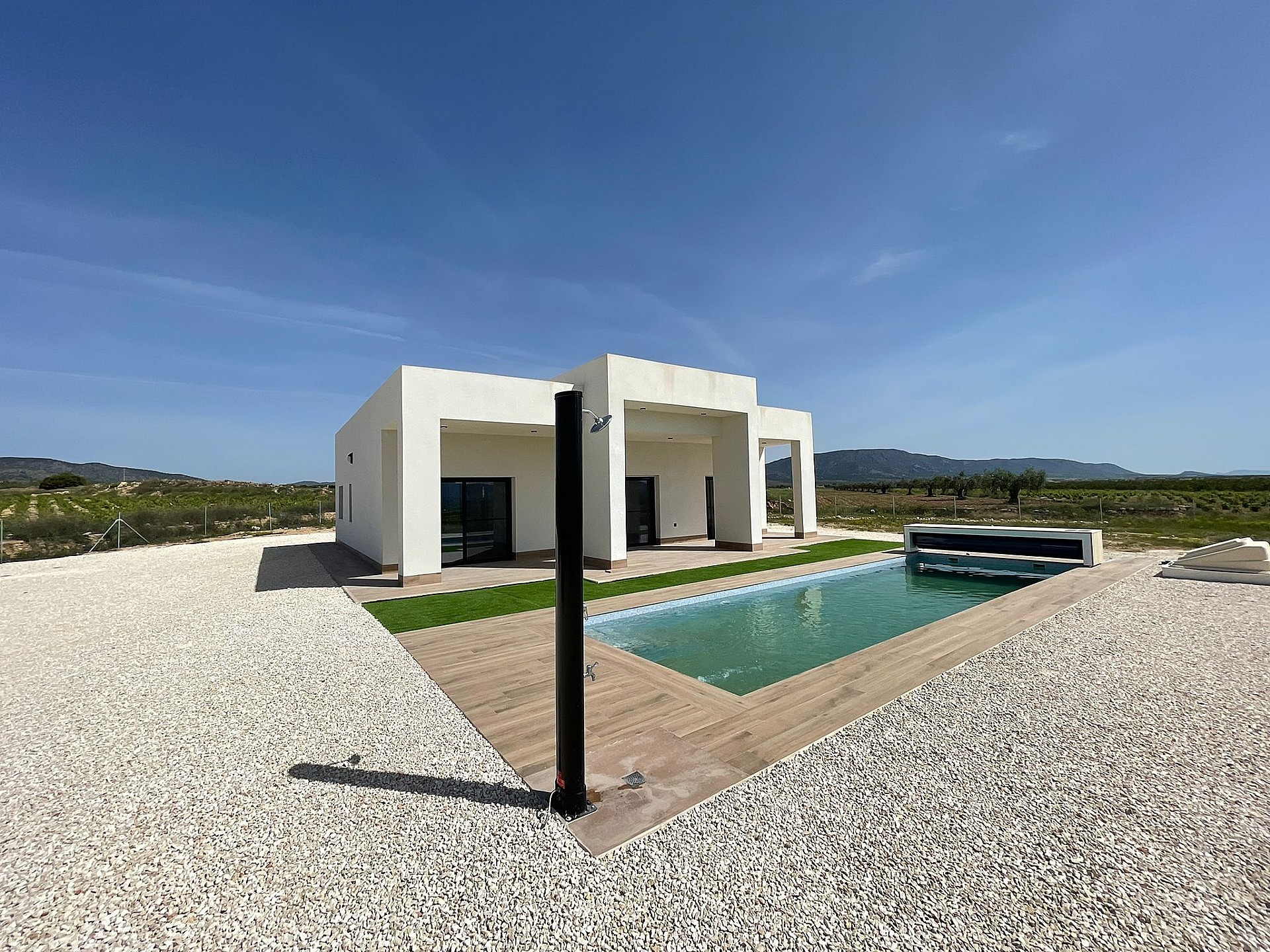 Resale - 4 Bedroom 2 Bathroom Villa in Aspe - - Alicante Resale - 4 Bedroom 2 Bathroom Villa in Aspe - - Alicante