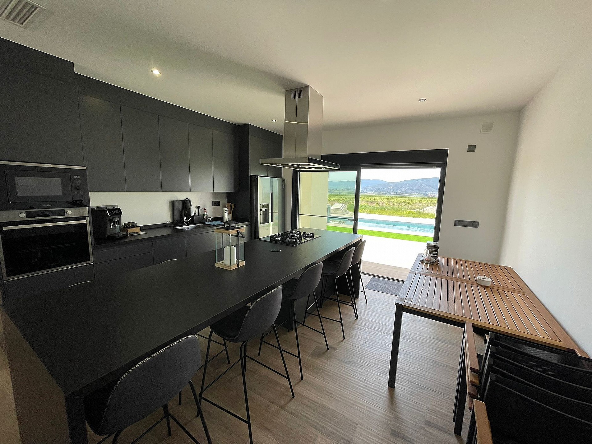 Resale - 4 Bedroom 2 Bathroom Villa in Aspe - - Alicante Resale - 4 Bedroom 2 Bathroom Villa in Aspe - - Alicante