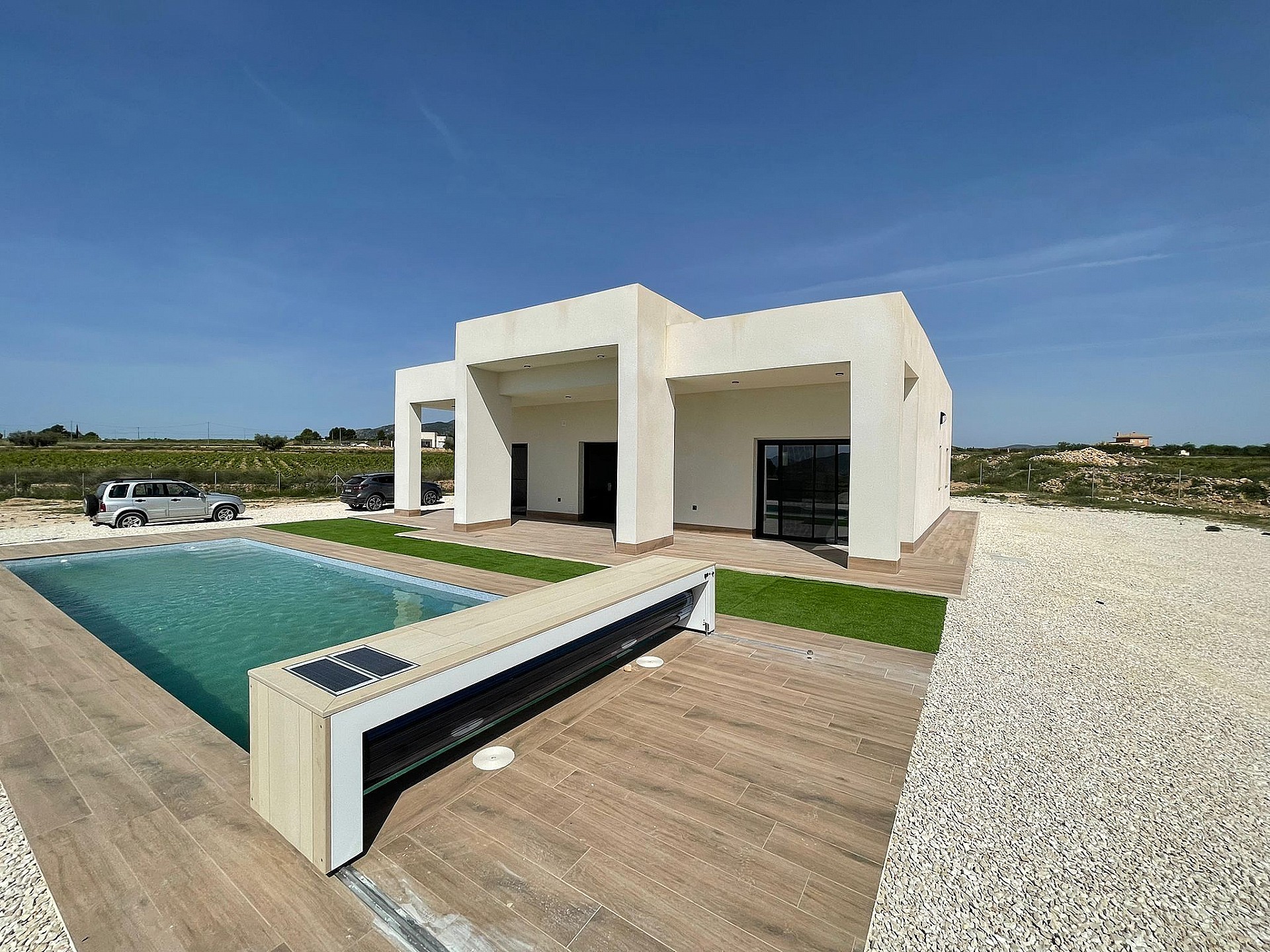 Resale - 4 Bedroom 2 Bathroom Villa in Aspe - - Alicante Resale - 4 Bedroom 2 Bathroom Villa in Aspe - - Alicante