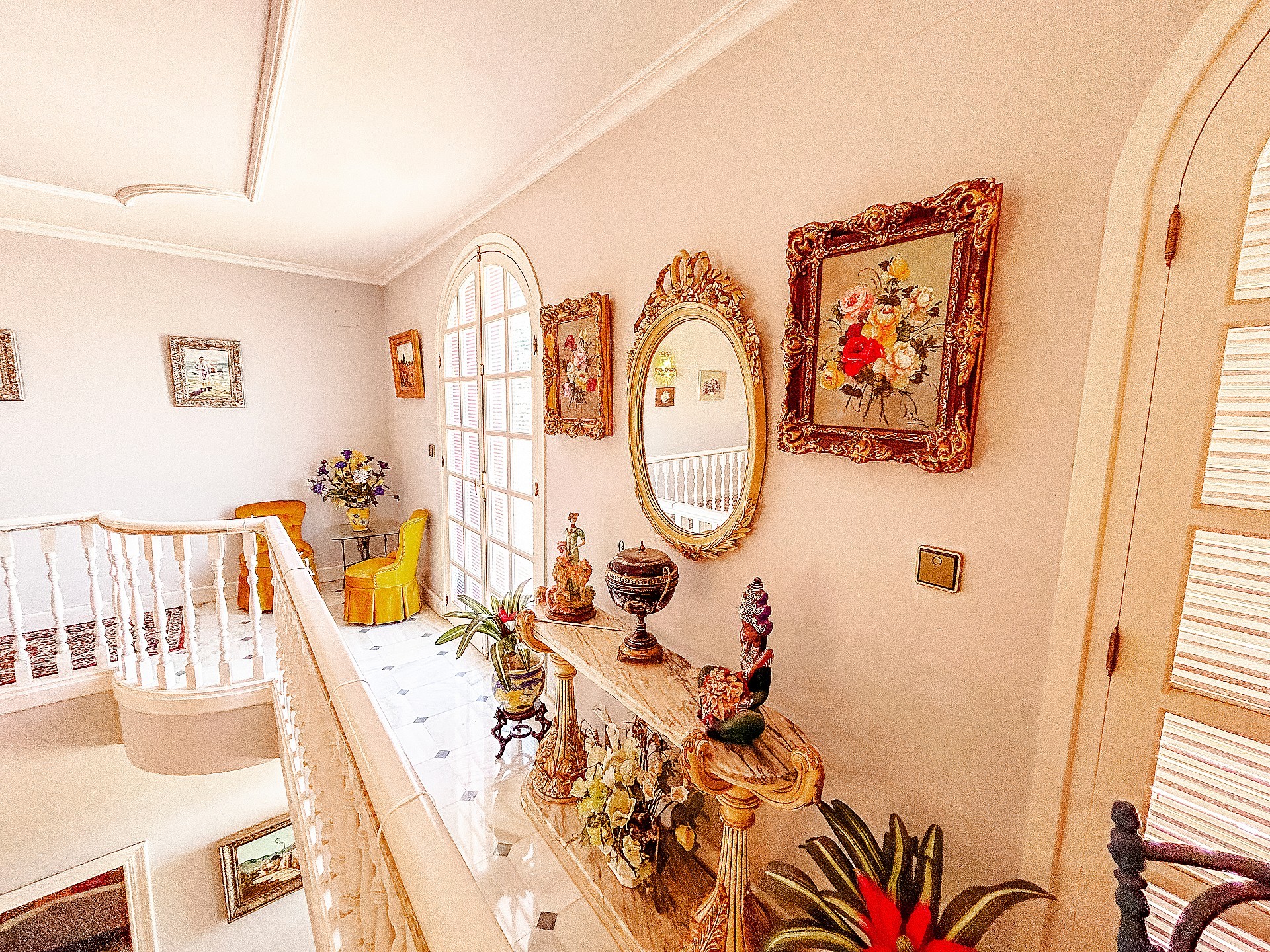 Resale - 6 Bedroom 4 Bathroom Villa in Monovar - - Alicante Resale - 6 Bedroom 4 Bathroom Villa in Monovar - - Alicante