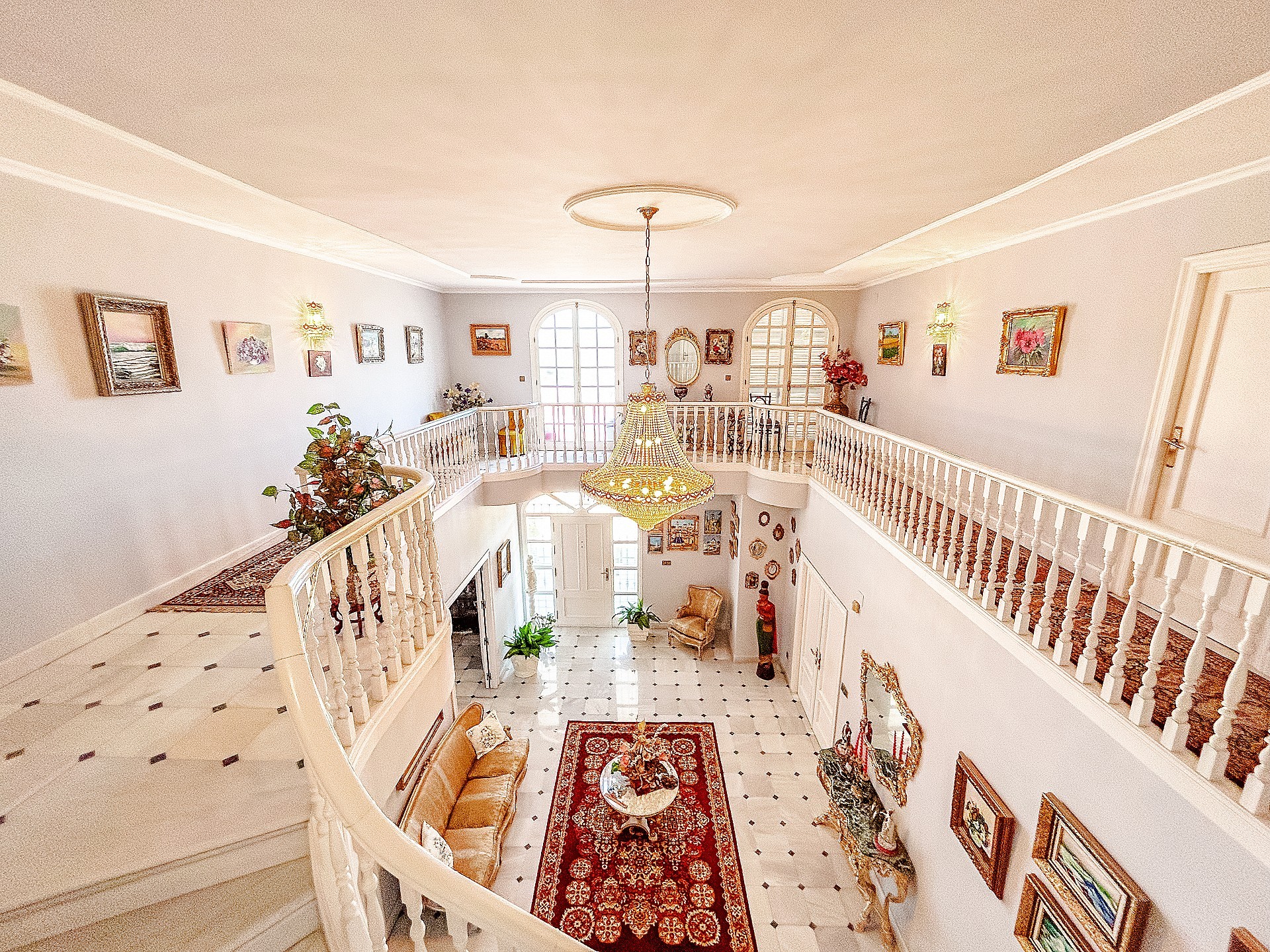 Resale - 6 Bedroom 4 Bathroom Villa in Monovar - - Alicante Resale - 6 Bedroom 4 Bathroom Villa in Monovar - - Alicante