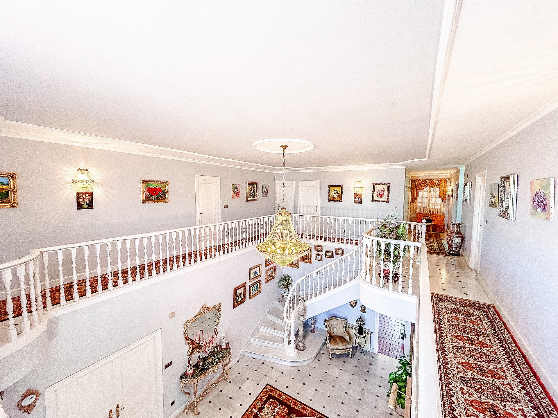 Resale - 6 Bedroom 4 Bathroom Villa in Monovar - - Alicante Resale - 6 Bedroom 4 Bathroom Villa in Monovar - - Alicante