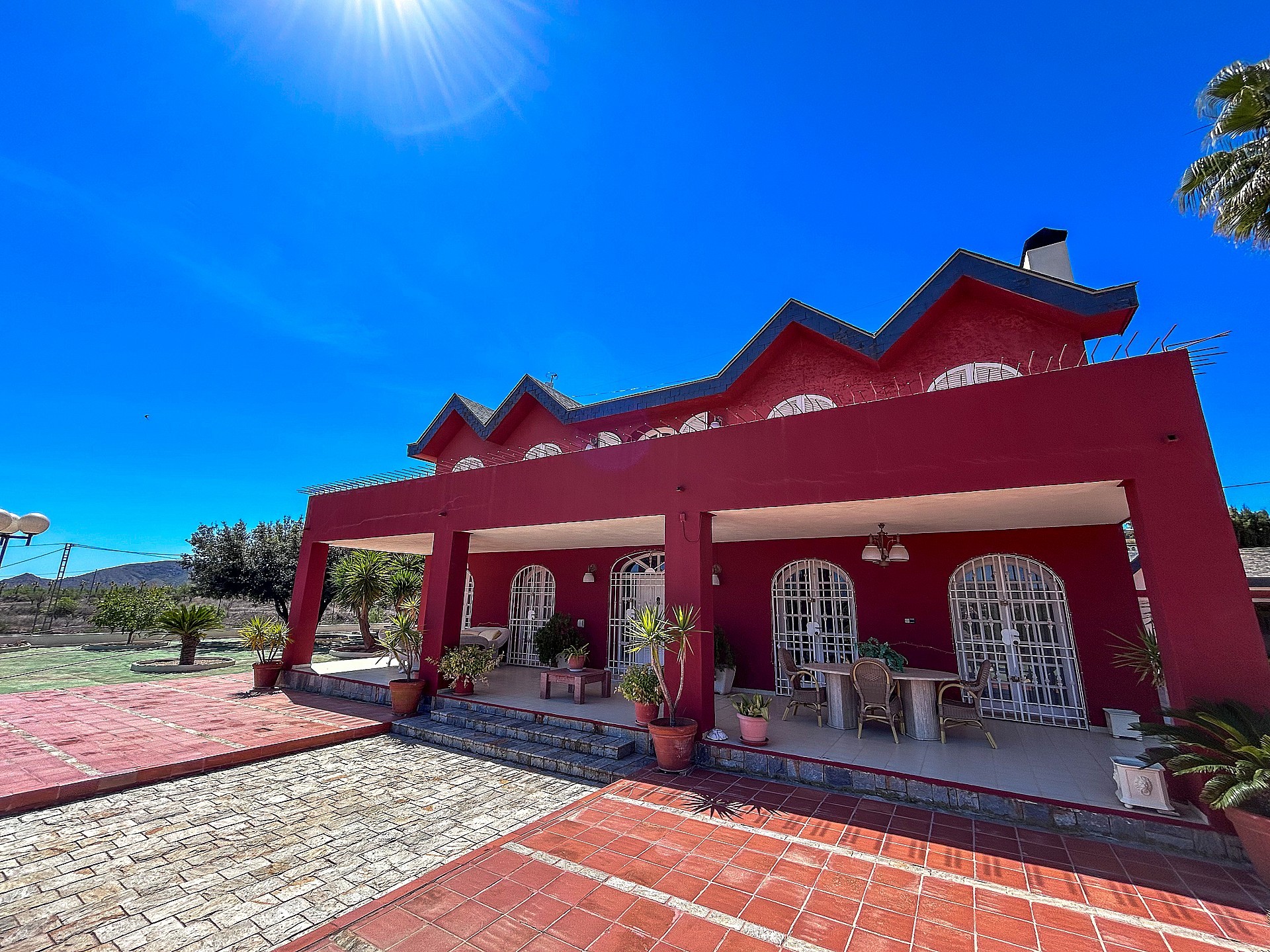 Resale - 6 Bedroom 4 Bathroom Villa in Monovar - - Alicante Resale - 6 Bedroom 4 Bathroom Villa in Monovar - - Alicante