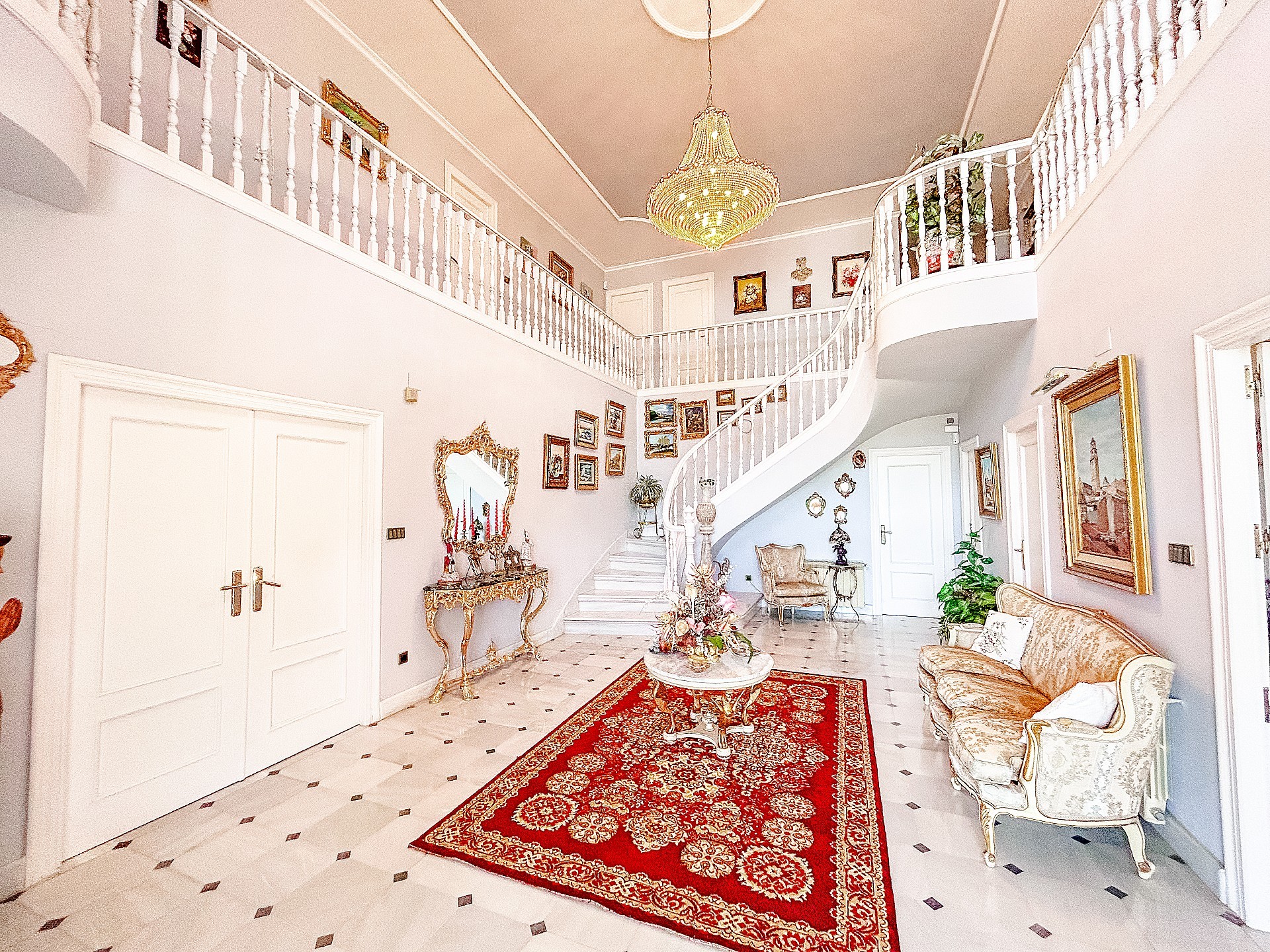 Resale - 6 Bedroom 4 Bathroom Villa in Monovar - - Alicante Resale - 6 Bedroom 4 Bathroom Villa in Monovar - - Alicante