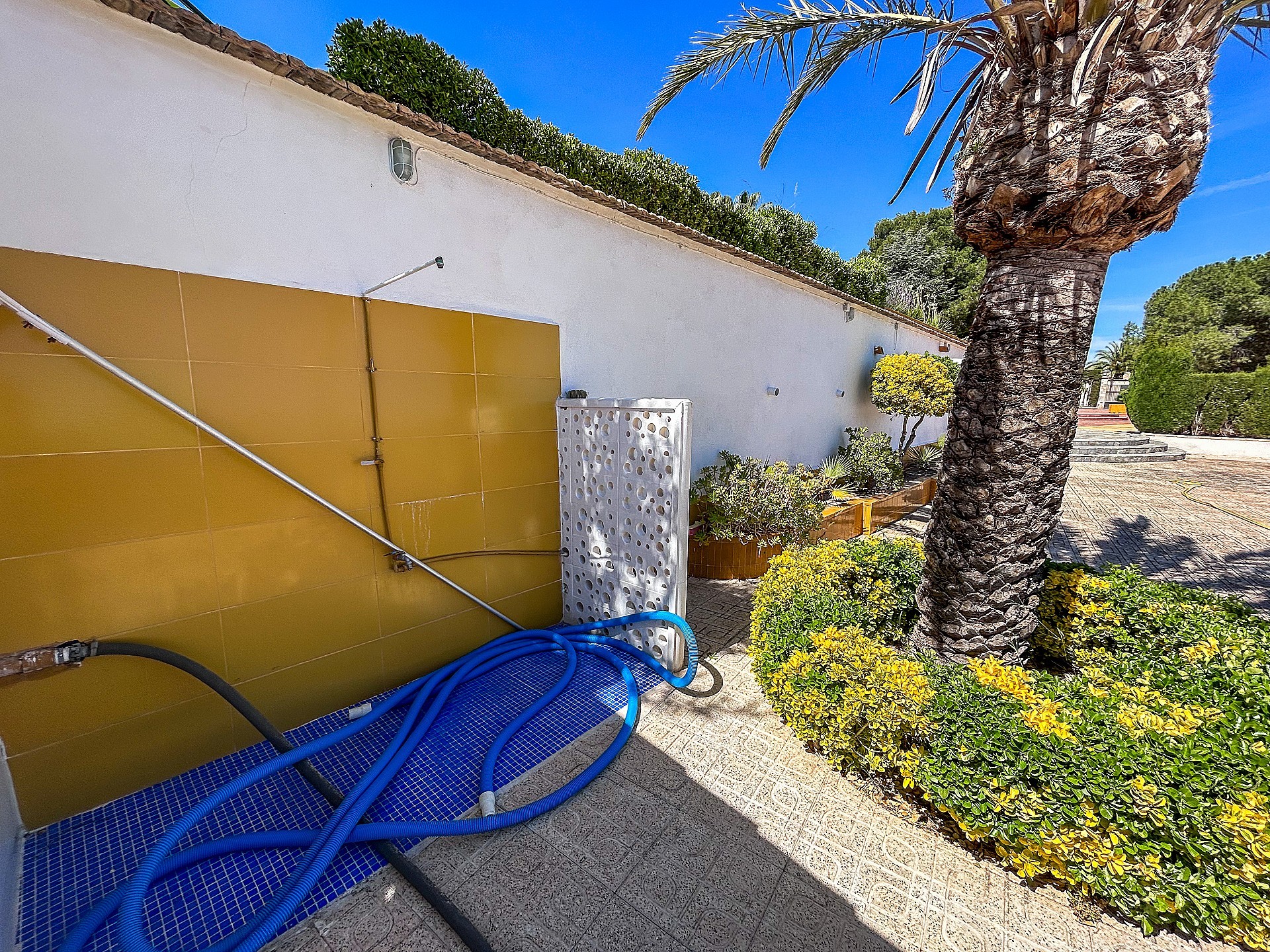 Resale - 6 Bedroom 4 Bathroom Villa in Monovar - - Alicante Resale - 6 Bedroom 4 Bathroom Villa in Monovar - - Alicante