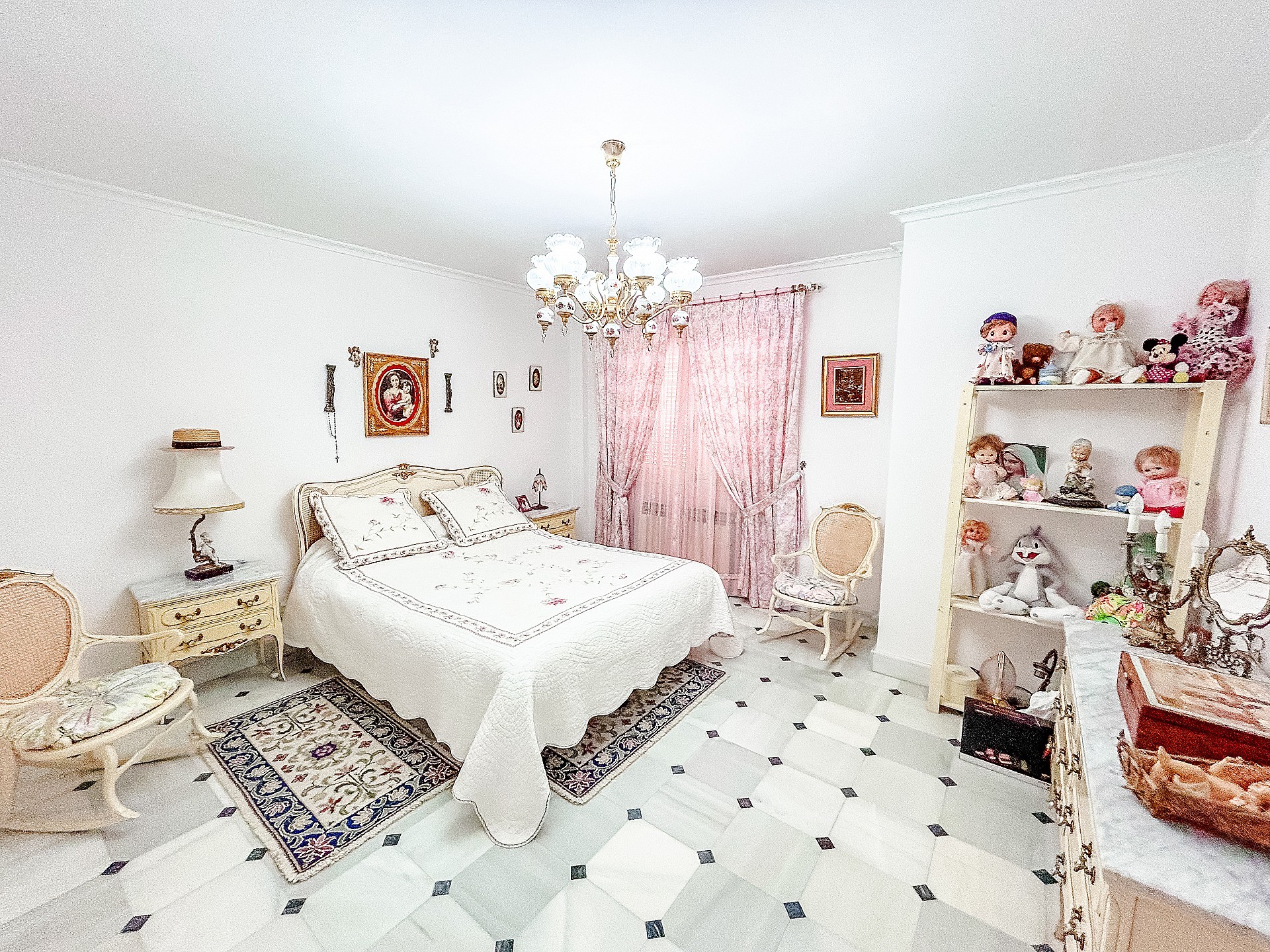 Resale - 6 Bedroom 4 Bathroom Villa in Monovar - - Alicante Resale - 6 Bedroom 4 Bathroom Villa in Monovar - - Alicante