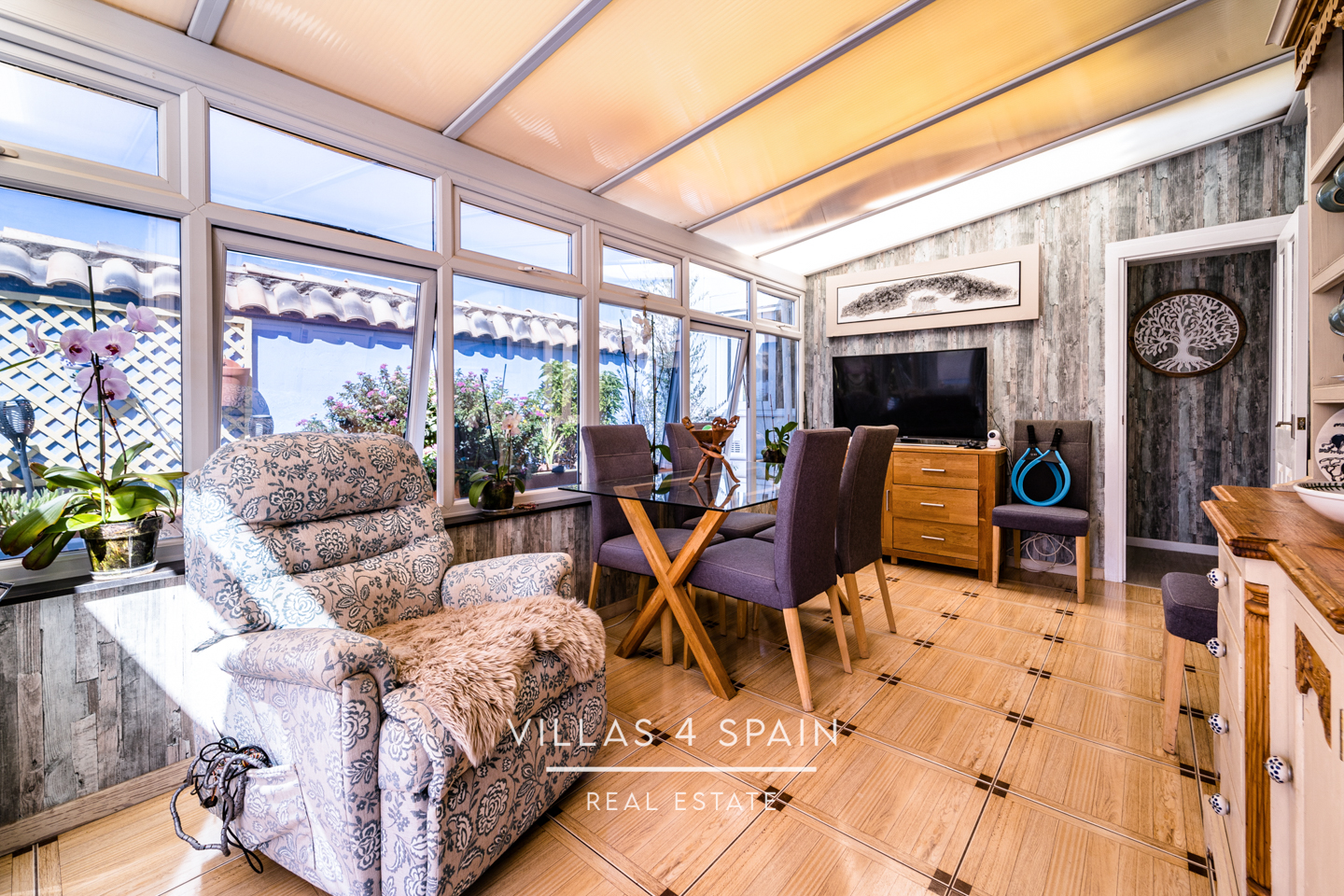Resale - 4 bedroom 2 bathroom villa with private pool and garden in La Florida - calle venus - Alicante Resale - 4 bedroom 2 bathroom villa with private pool and garden in La Florida - calle venus - Alicante