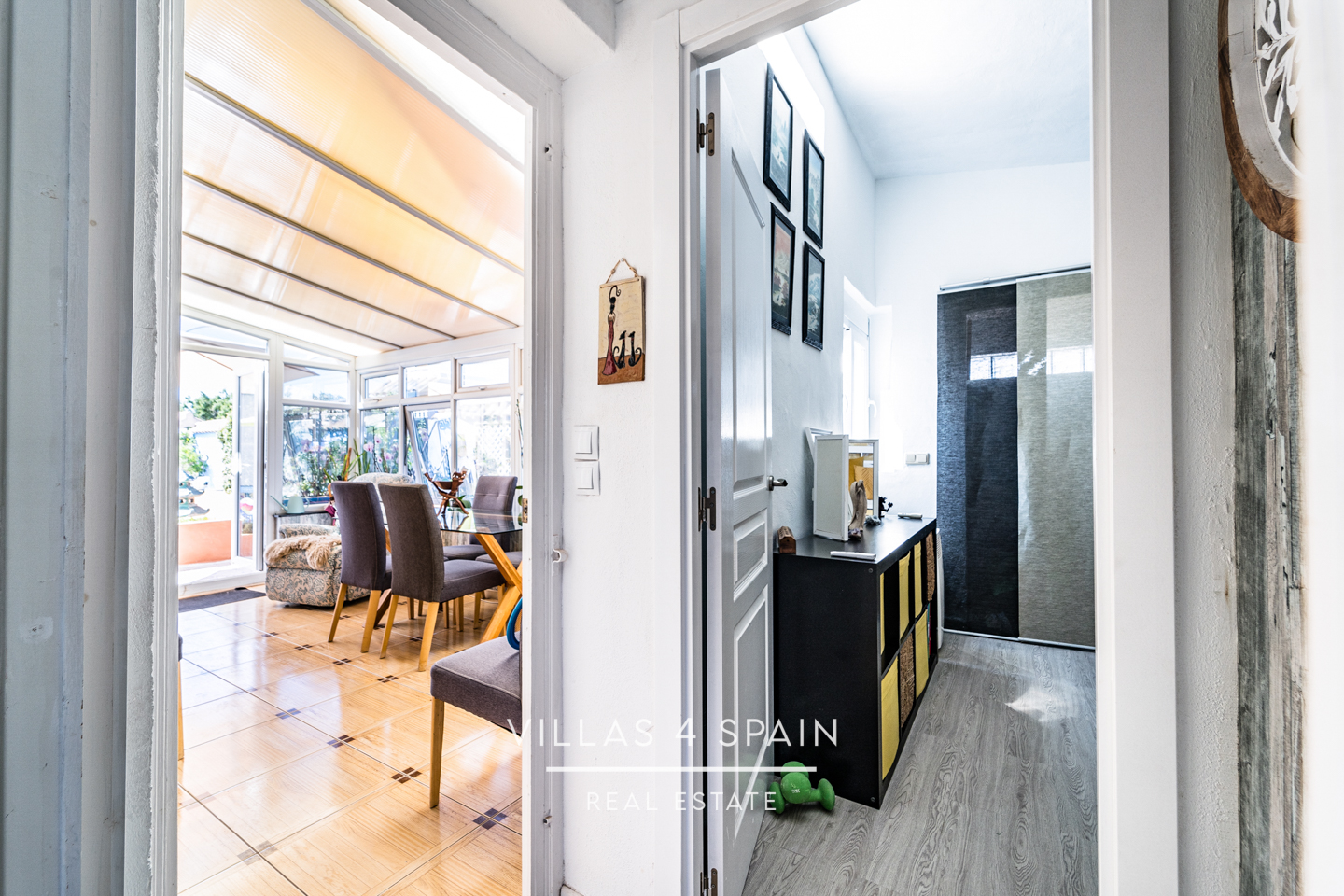 Resale - 4 bedroom 2 bathroom villa with private pool and garden in La Florida - calle venus - Alicante Resale - 4 bedroom 2 bathroom villa with private pool and garden in La Florida - calle venus - Alicante