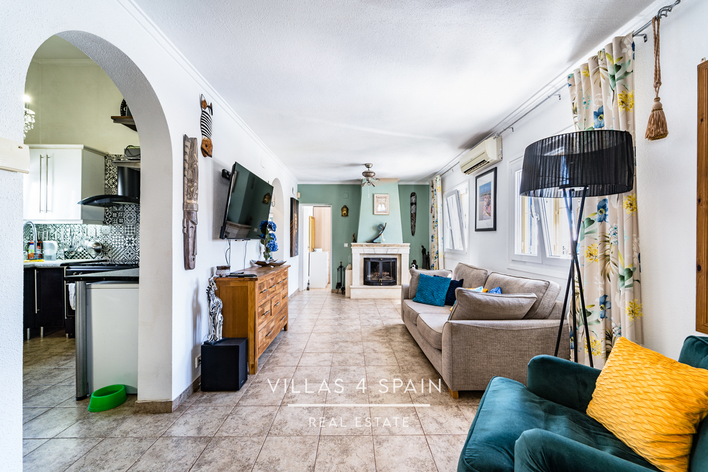 Resale - 4 bedroom 2 bathroom villa with private pool and garden in La Florida - calle venus - Alicante Resale - 4 bedroom 2 bathroom villa with private pool and garden in La Florida - calle venus - Alicante