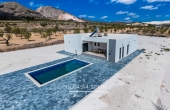 V4S2691, 3 bedroom 2 bathroom  build villa with pool and garage