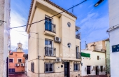 V4S2715, 3 Bedroom 3 bathroom townhouse for sale
