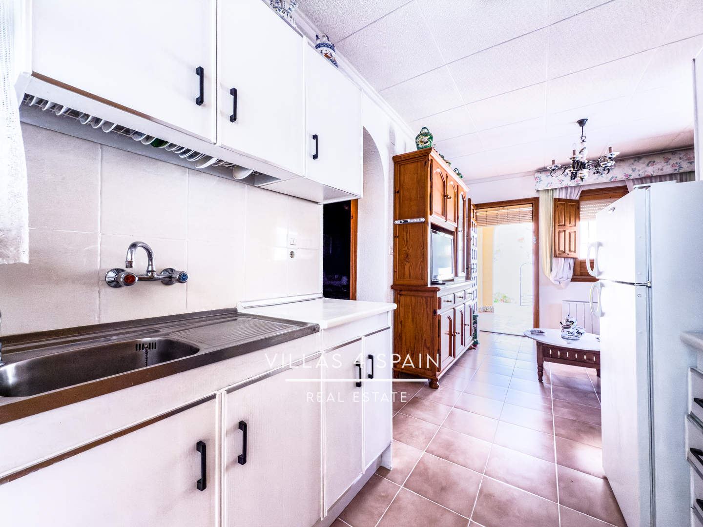 Resale - 4 Bedroom 2 Bathroom villa with private pool and large plot in La Marina - calle alicante - Alicante Resale - 4 Bedroom 2 Bathroom villa with private pool and large plot in La Marina - calle alicante - Alicante