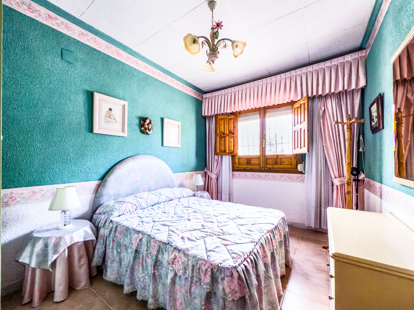 Resale - 4 Bedroom 2 Bathroom villa with private pool and large plot in La Marina - calle alicante - Alicante Resale - 4 Bedroom 2 Bathroom villa with private pool and large plot in La Marina - calle alicante - Alicante