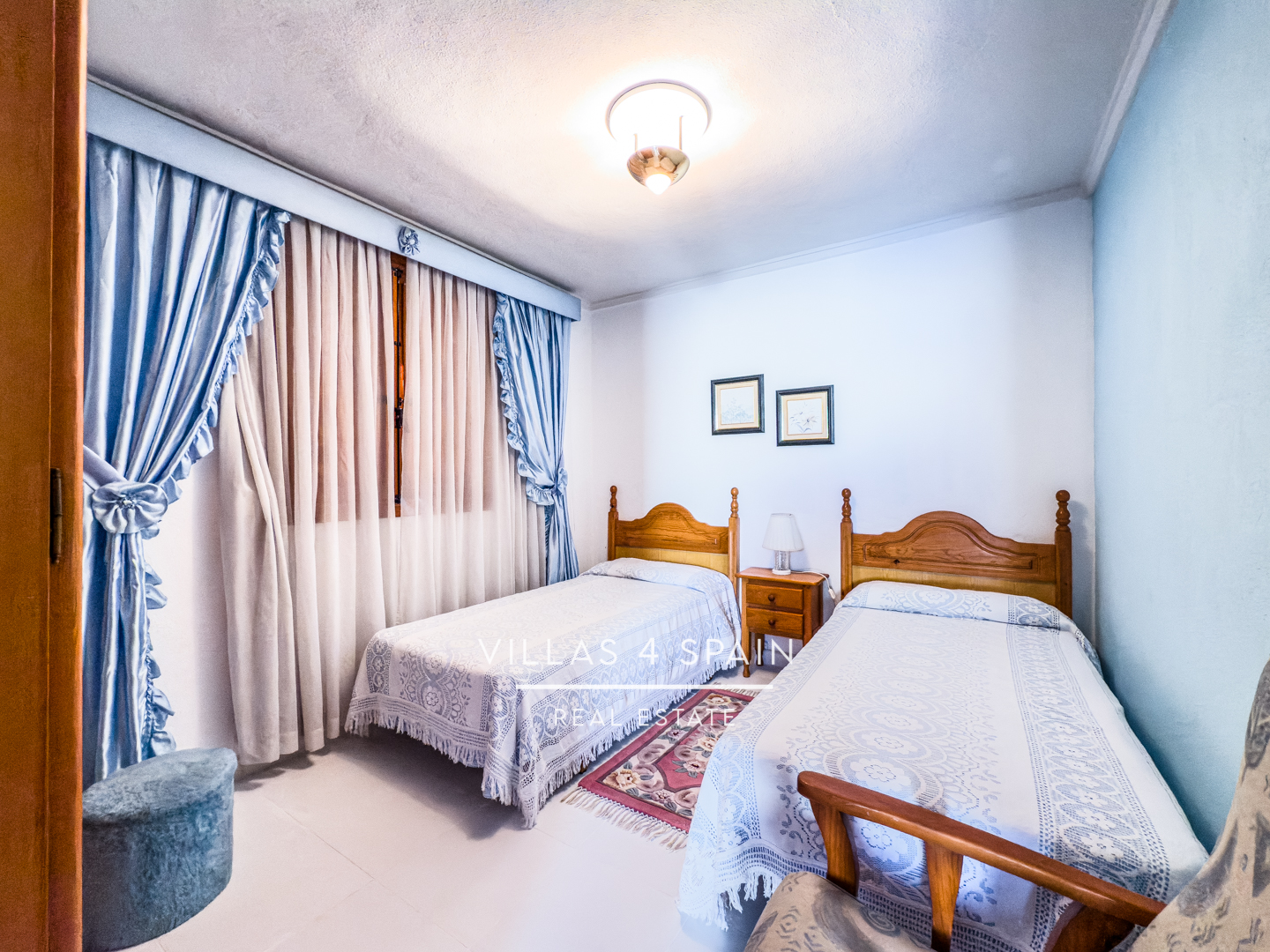 Resale - 4 Bedroom 2 Bathroom villa with private pool and large plot in La Marina - calle alicante - Alicante Resale - 4 Bedroom 2 Bathroom villa with private pool and large plot in La Marina - calle alicante - Alicante