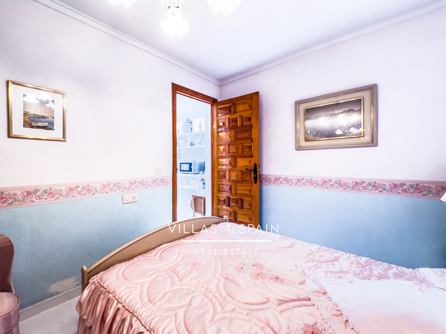 Resale - 4 Bedroom 2 Bathroom villa with private pool and large plot in La Marina - calle alicante - Alicante Resale - 4 Bedroom 2 Bathroom villa with private pool and large plot in La Marina - calle alicante - Alicante