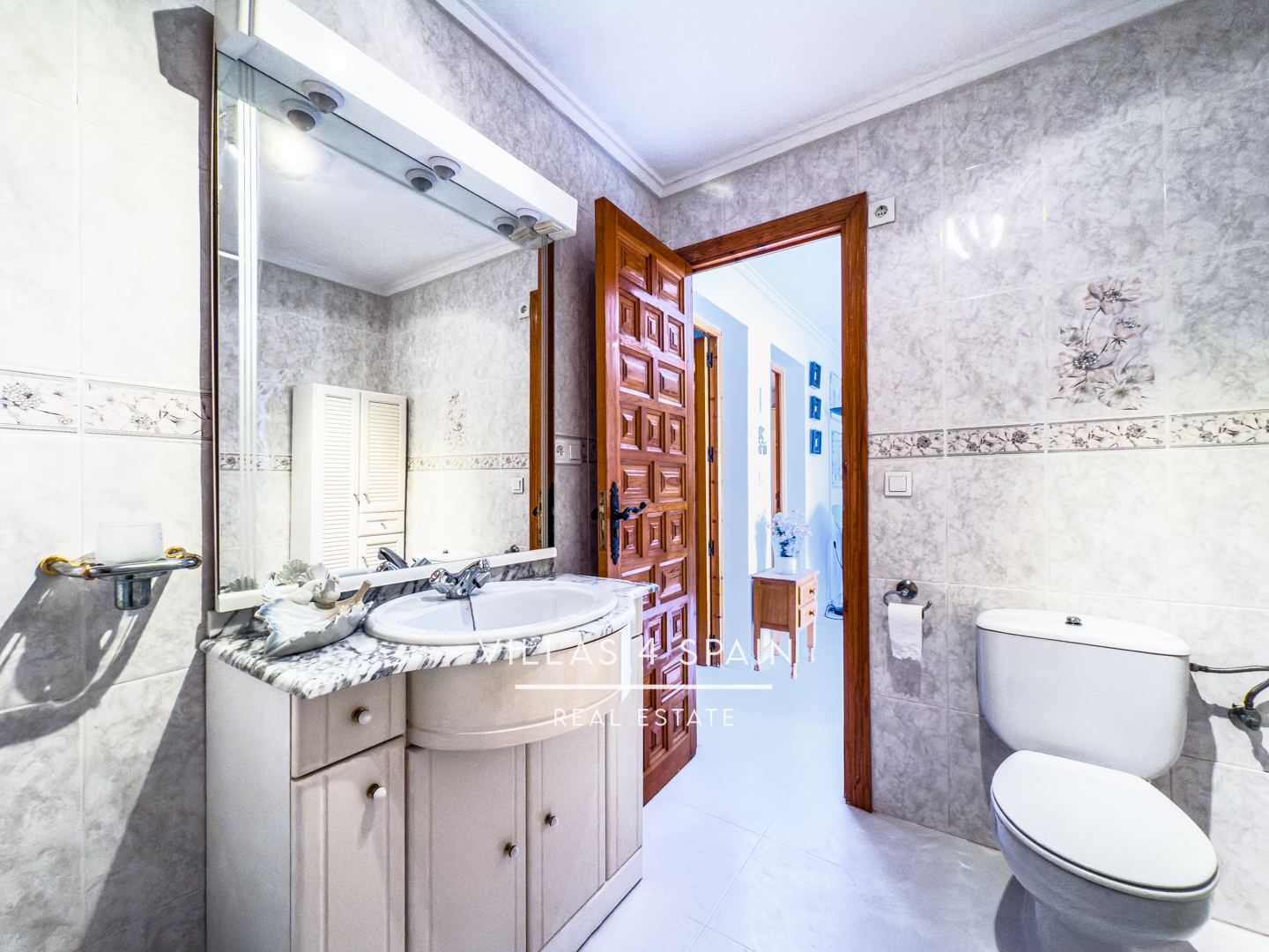 Resale - 4 Bedroom 2 Bathroom villa with private pool and large plot in La Marina - calle alicante - Alicante Resale - 4 Bedroom 2 Bathroom villa with private pool and large plot in La Marina - calle alicante - Alicante