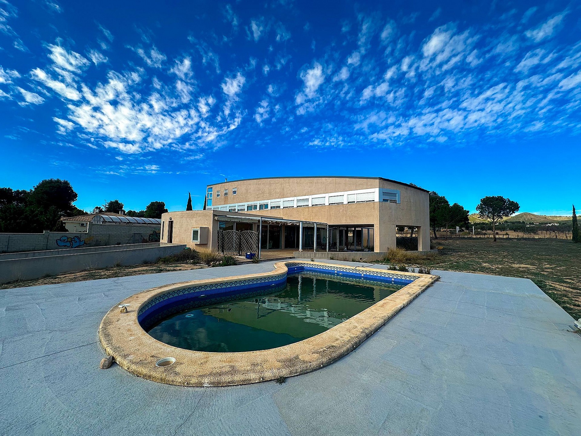Resale - 6 Bedroom 4 Bathroom Villa in Yecla - - Murcia Resale - 6 Bedroom 4 Bathroom Villa in Yecla - - Murcia