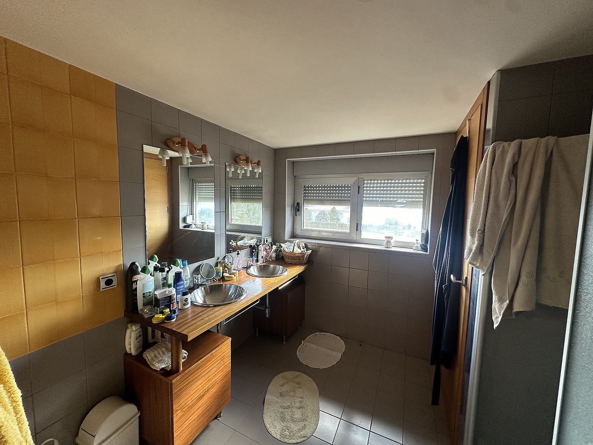 Resale - 6 Bedroom 4 Bathroom Villa in Yecla - - Murcia Resale - 6 Bedroom 4 Bathroom Villa in Yecla - - Murcia