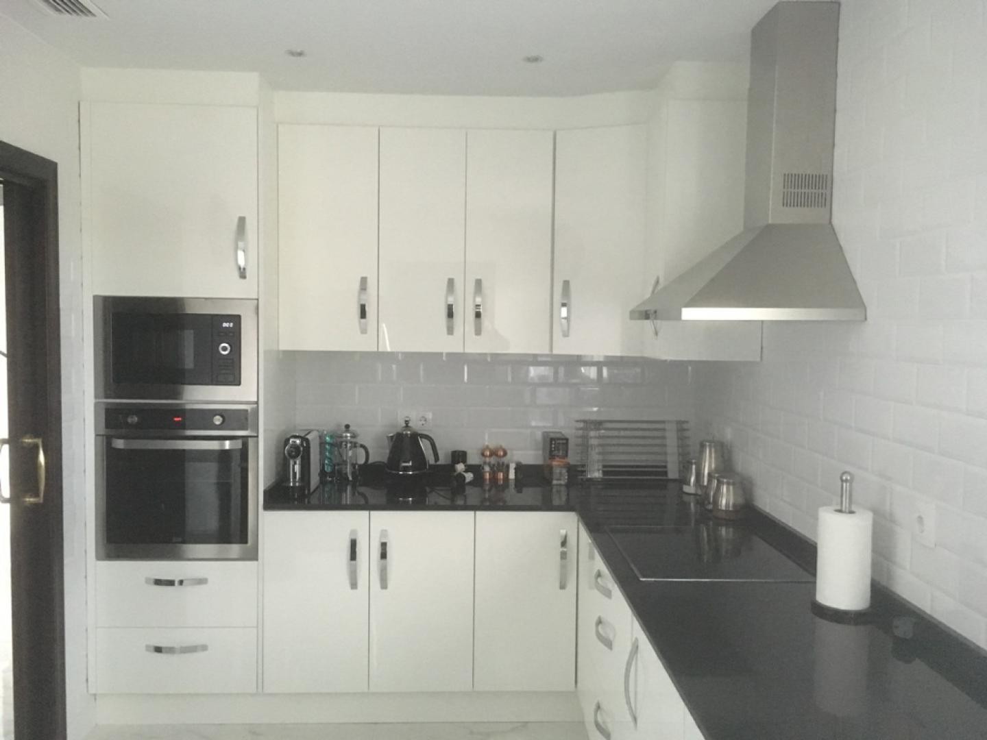 Resale - 3 Bedroom 2 Bathroom Villa in Pinoso - - Alicante Resale - 3 Bedroom 2 Bathroom Villa in Pinoso - - Alicante