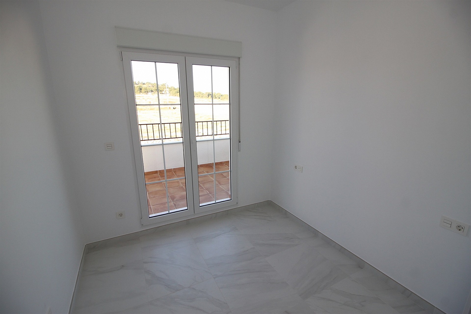 Resale - 4 Bedroom 3 Bathroom Villa in Pinoso - - Alicante Resale - 4 Bedroom 3 Bathroom Villa in Pinoso - - Alicante