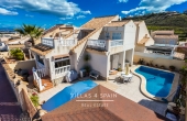 CV4S2843, 4 Bed 2 Bath Detached Villa with Private Pool in Rojales, Ciudad Quesada