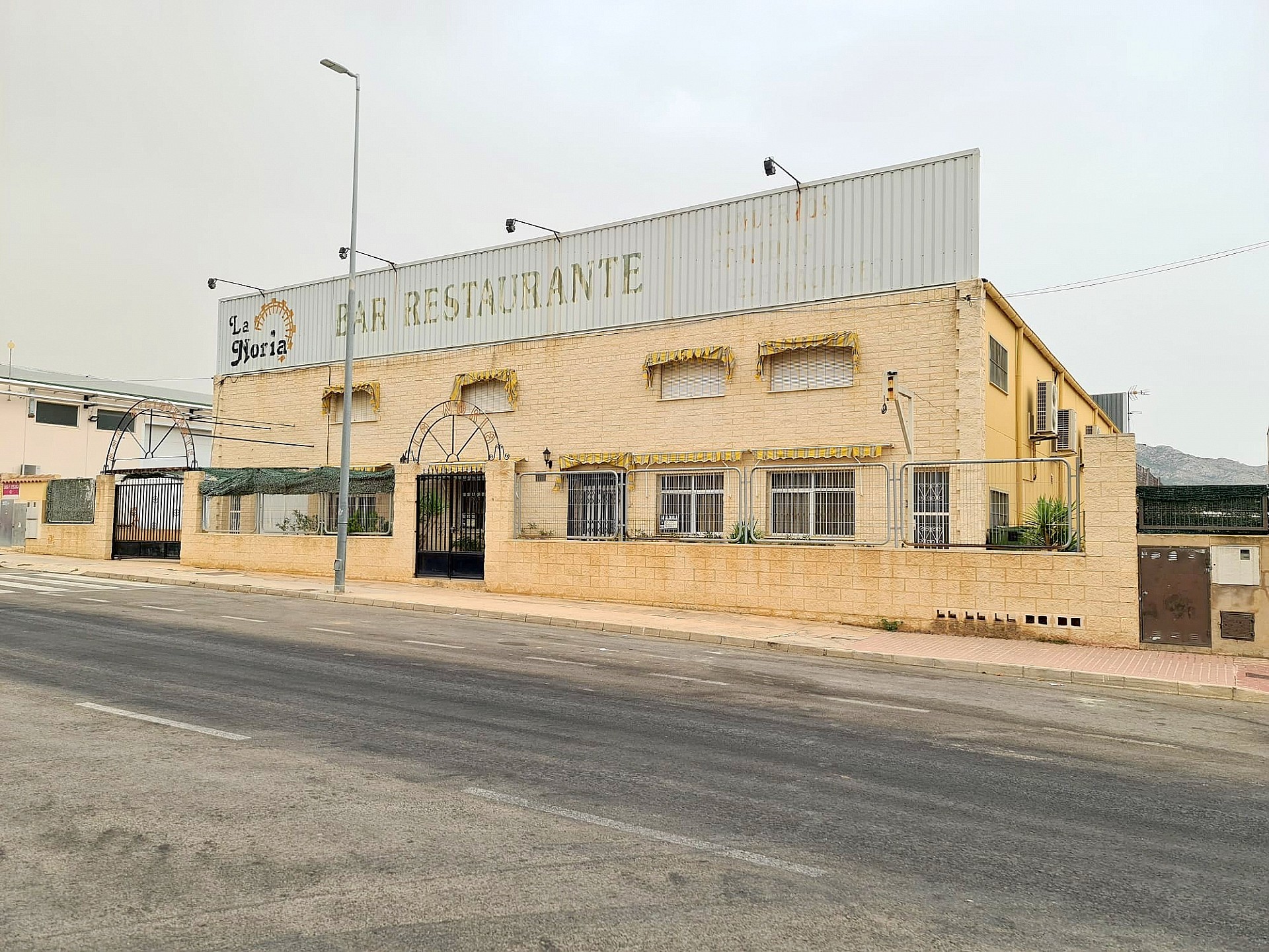 Resale - Commercial in Salinas - - Alicante Resale - Commercial in Salinas - - Alicante
