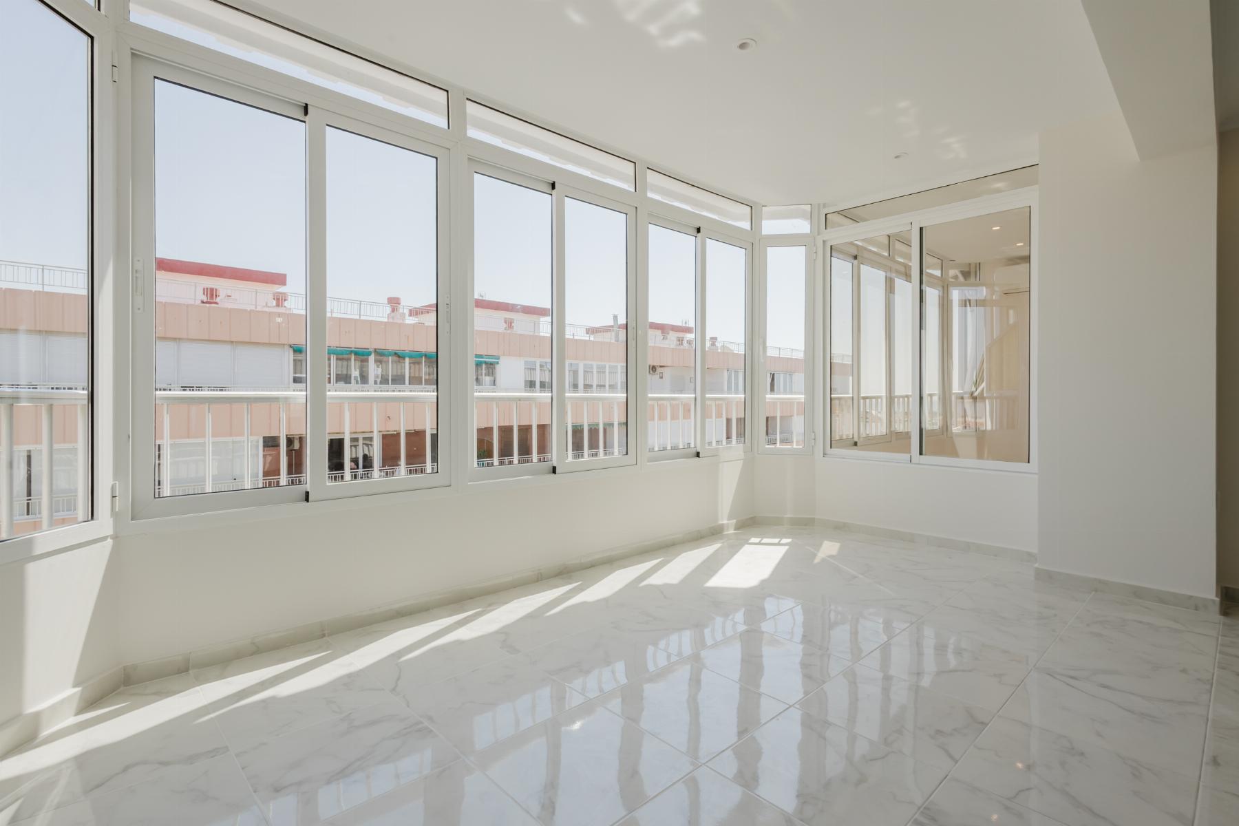 Sold - 3 Bedroom 3 Bathroom Apartamento in Torrevieja - Playa de La Acequion - Alicante Sold - 3 Bedroom 3 Bathroom Apartamento in Torrevieja - Playa de La Acequion - Alicante
