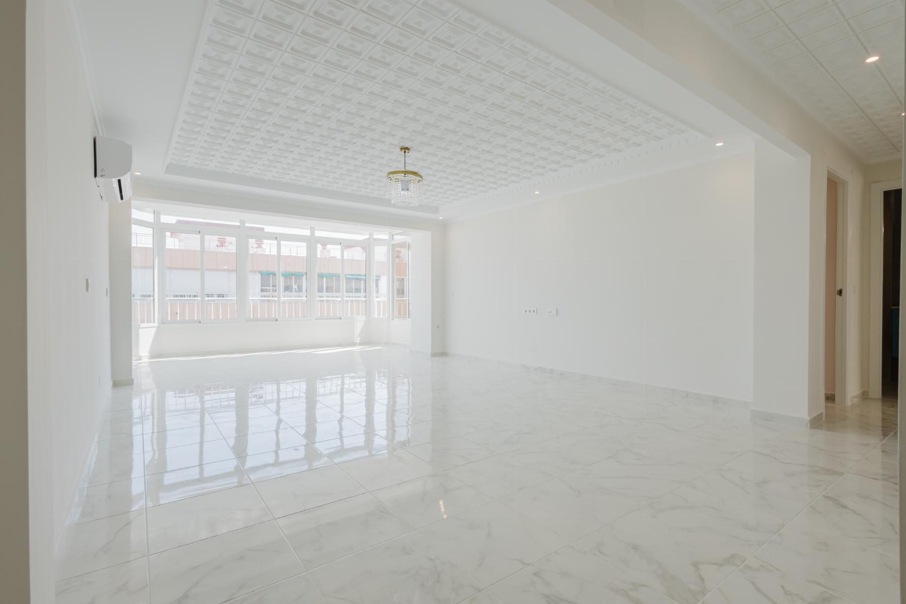Sold - 3 Bedroom 3 Bathroom Apartamento in Torrevieja - Playa de La Acequion - Alicante Sold - 3 Bedroom 3 Bathroom Apartamento in Torrevieja - Playa de La Acequion - Alicante