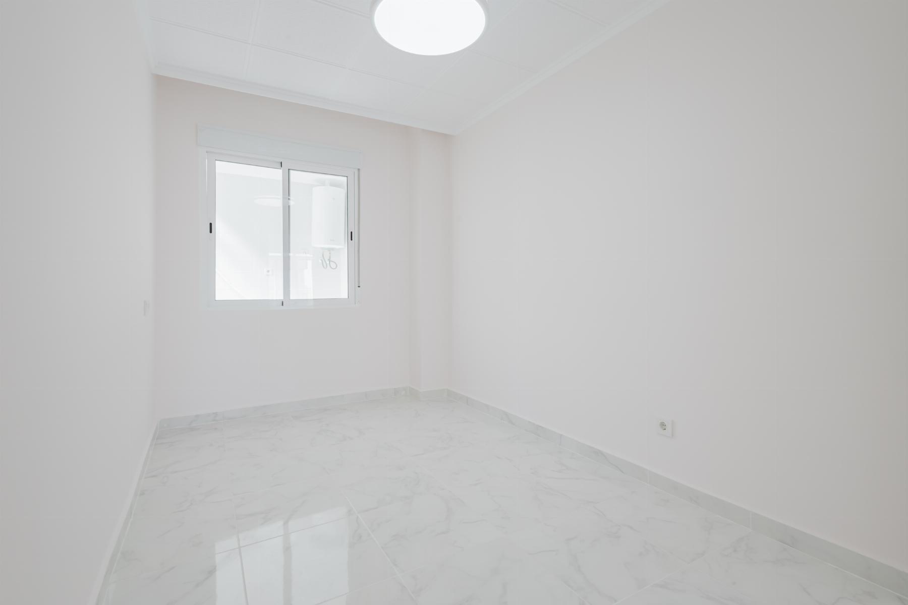 Sold - 3 Bedroom 3 Bathroom Apartamento in Torrevieja - Playa de La Acequion - Alicante Sold - 3 Bedroom 3 Bathroom Apartamento in Torrevieja - Playa de La Acequion - Alicante