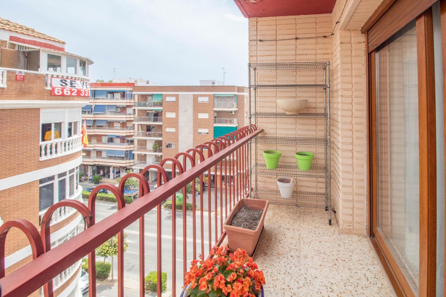 Sold - 3 Bedroom 1 Bathroom Apartamento in Torrevieja - Playa Acequion - Alicante Sold - 3 Bedroom 1 Bathroom Apartamento in Torrevieja - Playa Acequion - Alicante