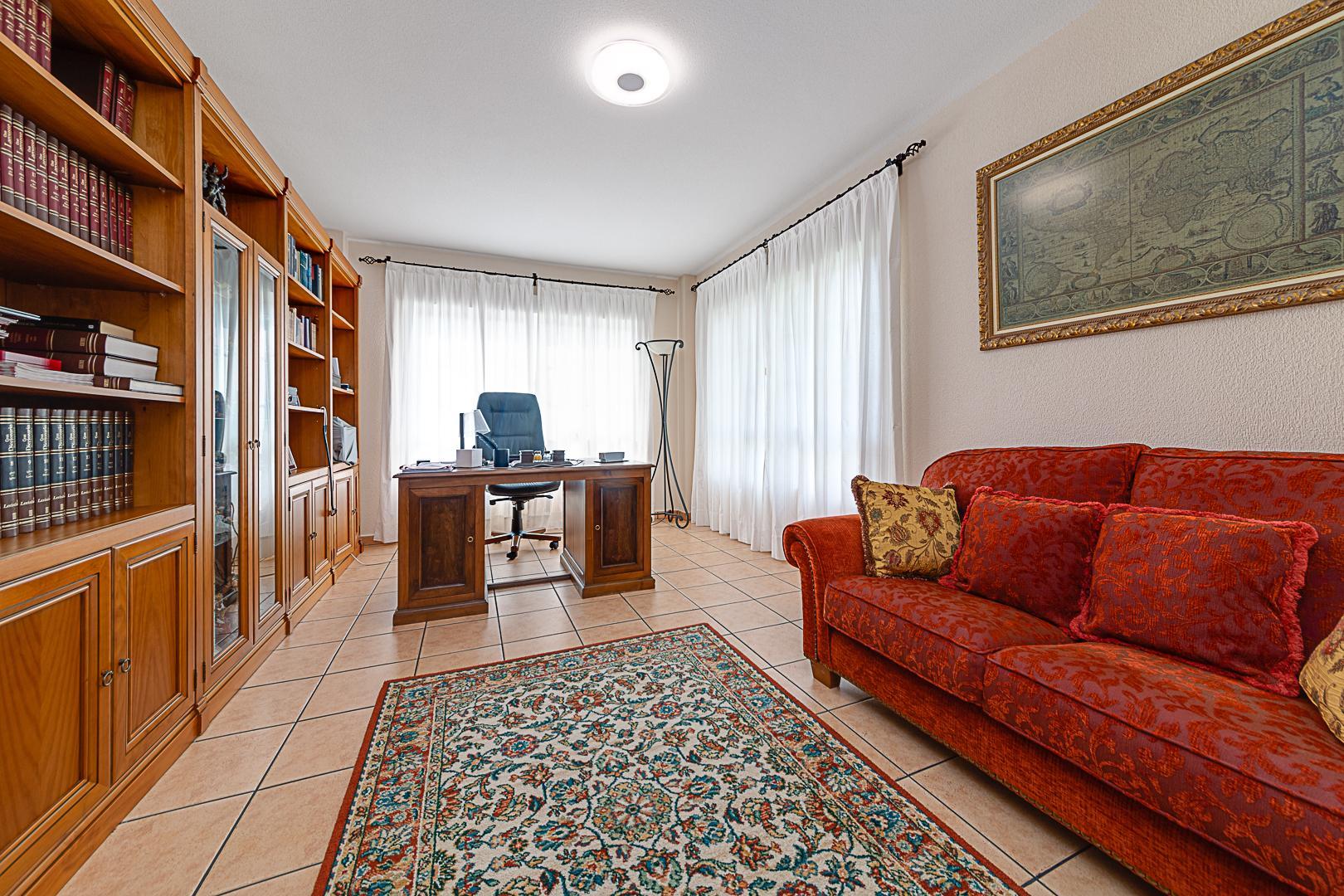 Sold - 5 Bedroom 3 Bathroom Chalet in Torrevieja - La Veleta - Alicante Sold - 5 Bedroom 3 Bathroom Chalet in Torrevieja - La Veleta - Alicante