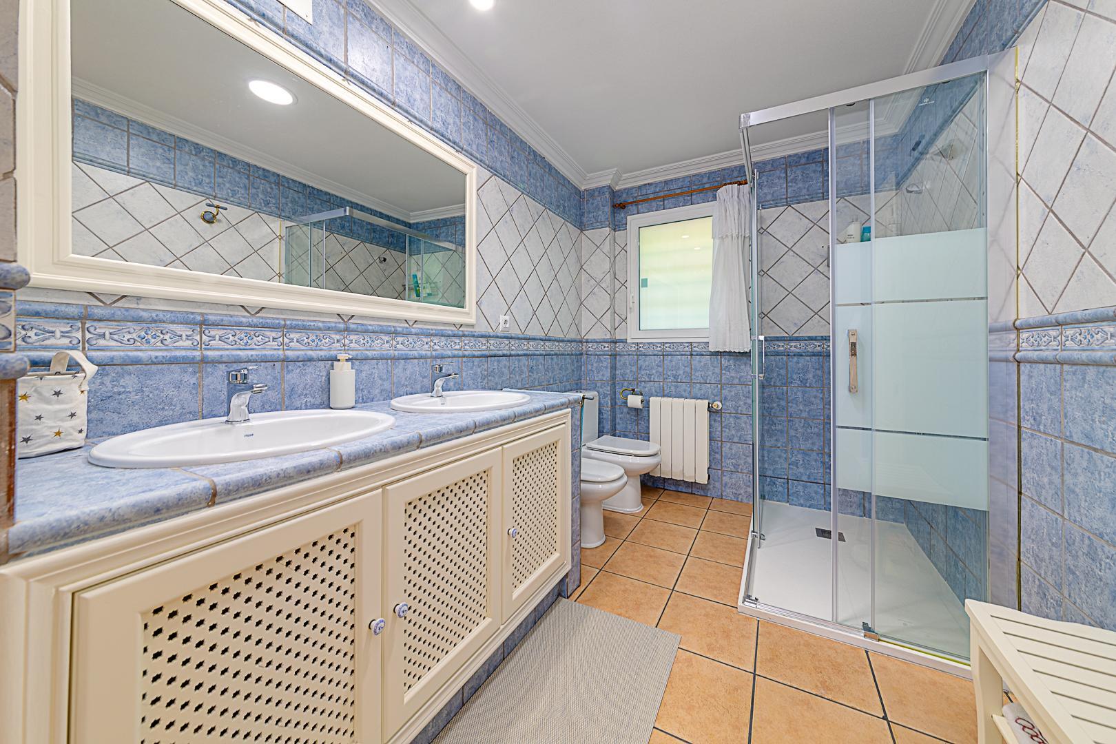 Sold - 5 Bedroom 3 Bathroom Chalet in Torrevieja - La Veleta - Alicante Sold - 5 Bedroom 3 Bathroom Chalet in Torrevieja - La Veleta - Alicante