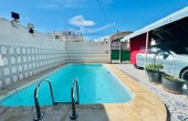 5--2106/2938, 4 Bedroom 2 Bathroom Chalet in Torrevieja